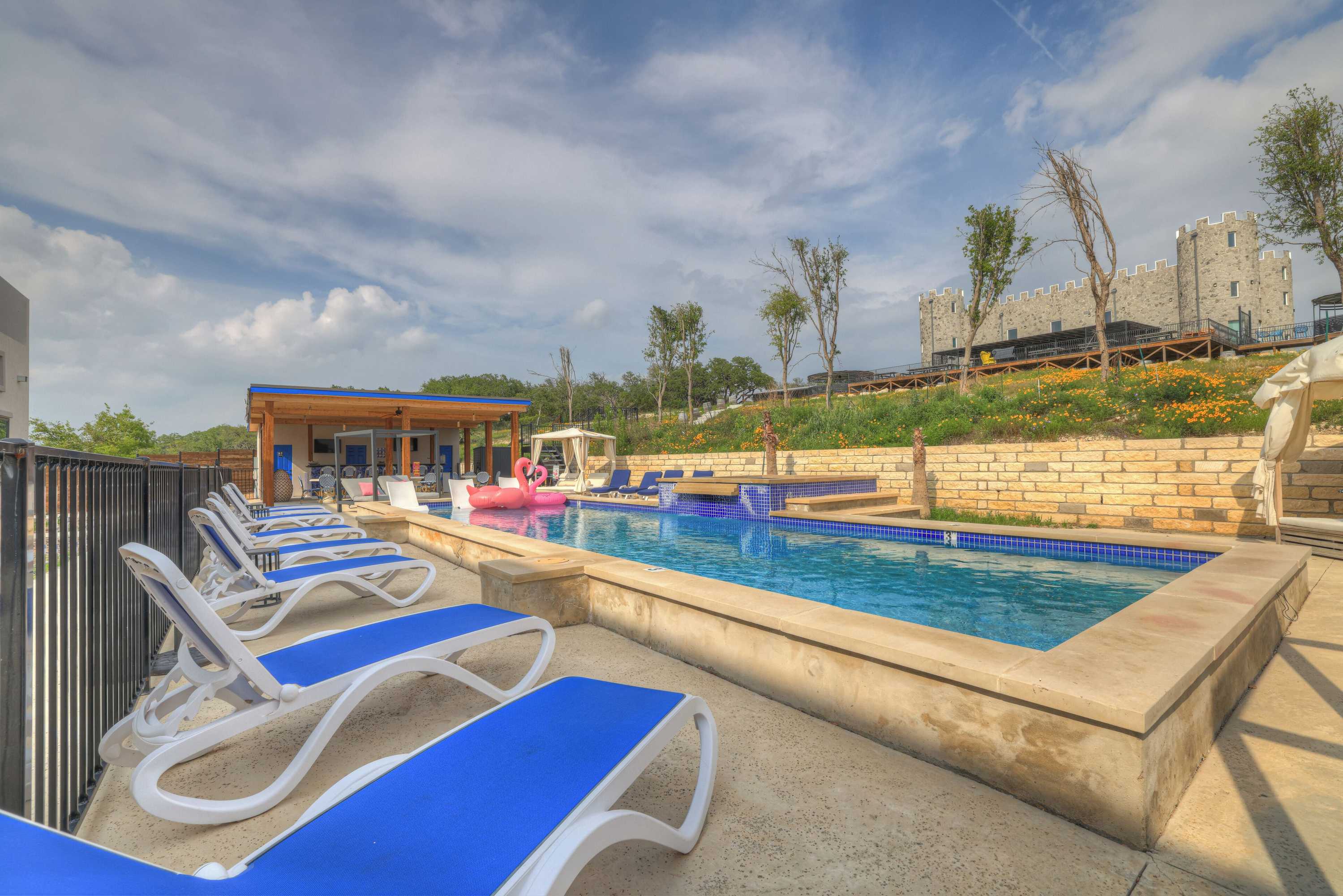 Gift card for The Bentley Hotel - Mona Lisa Room - Pool View