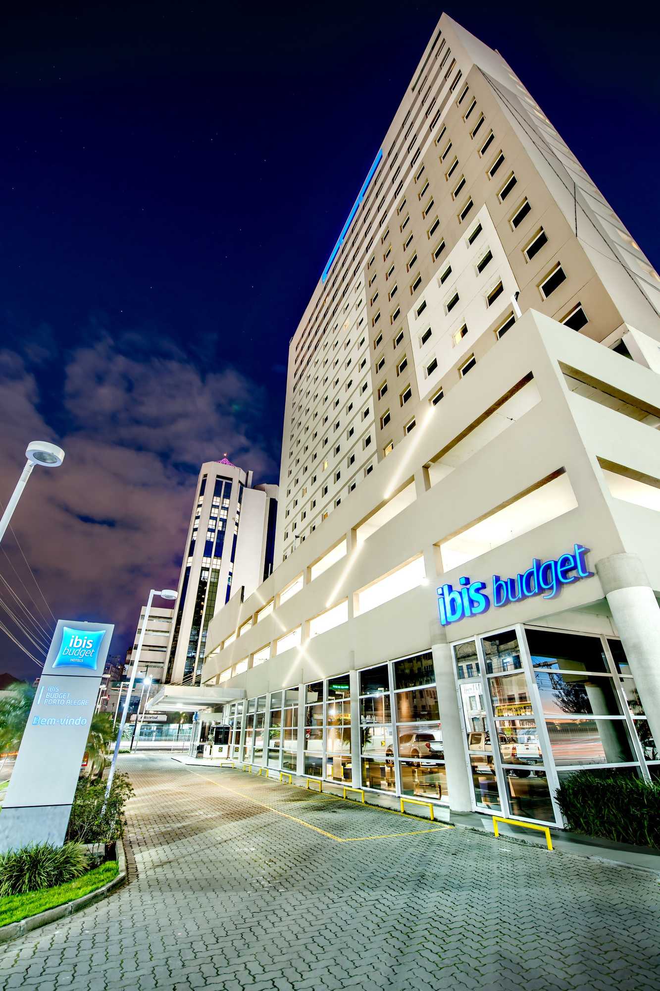 Gift card for Ibis Budget Porto Alegre - Supereconômico Gift card for Ibis Budget Porto Alegre - Supereconômico