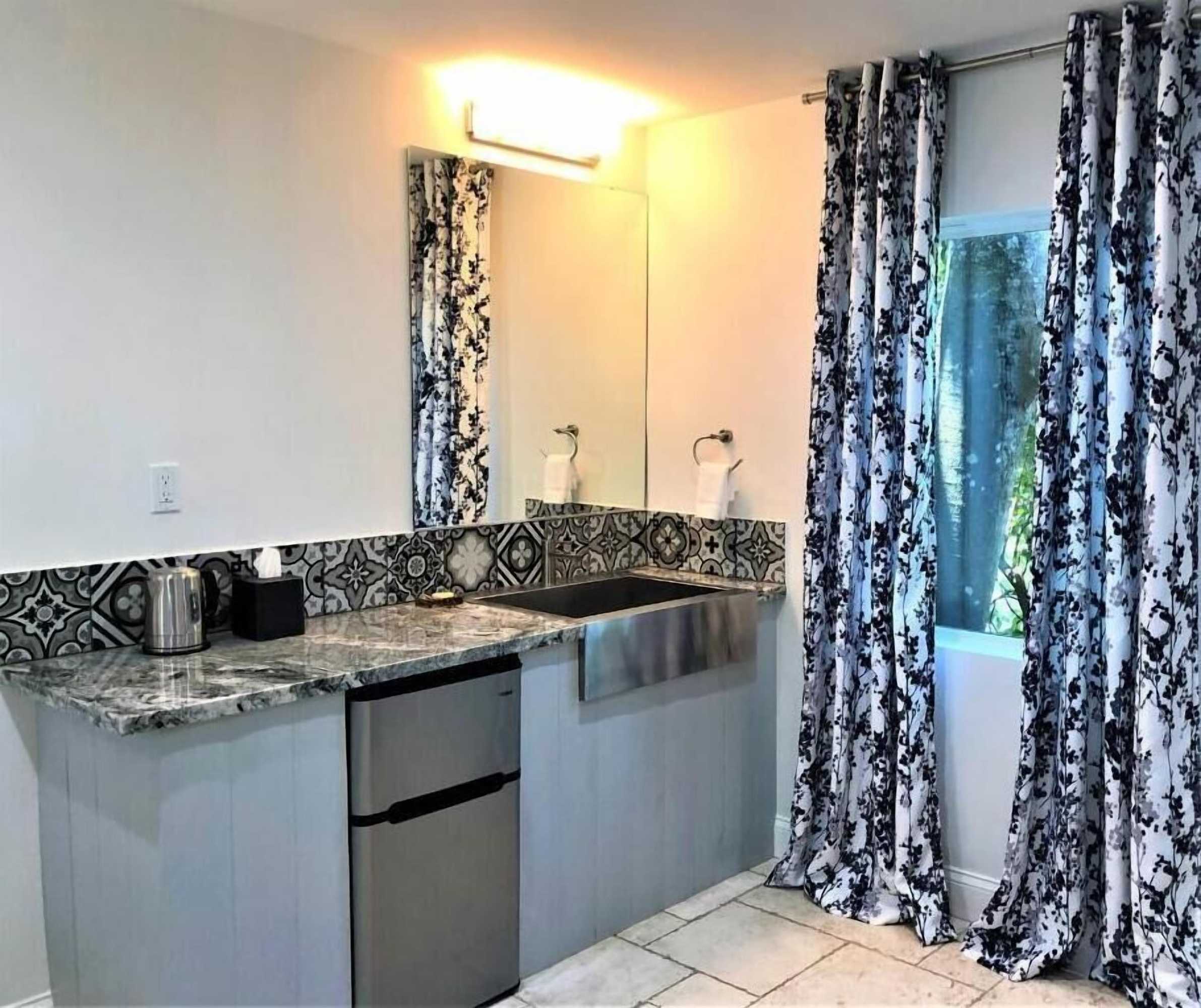 Gift card for The Crystal Manatee