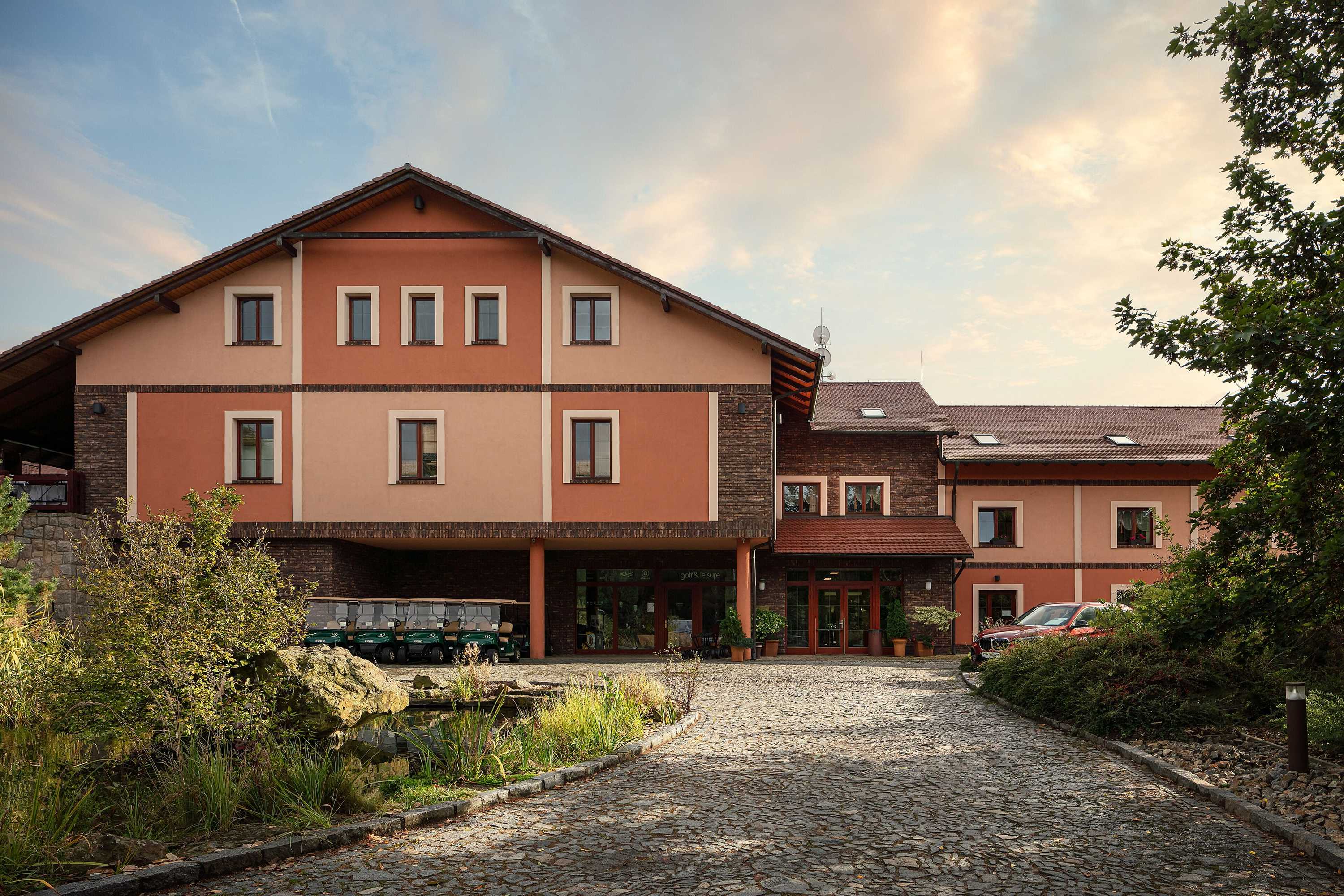 Gift card for Golf & Spa Resort Kunětická Hora Gift card for Golf & Spa Resort Kunětická Hora