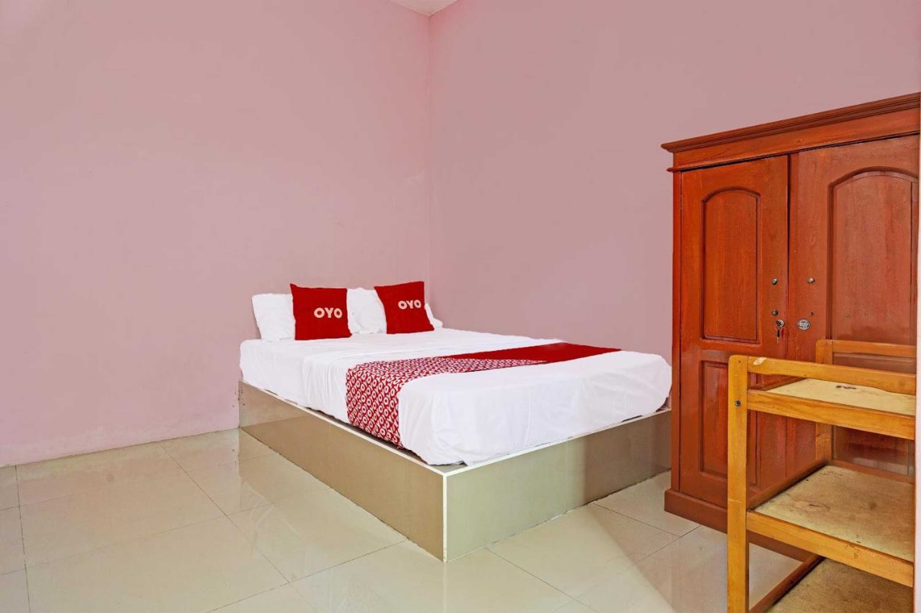 Gift card for Oyo 92062 Pondok Aurel Wahidin