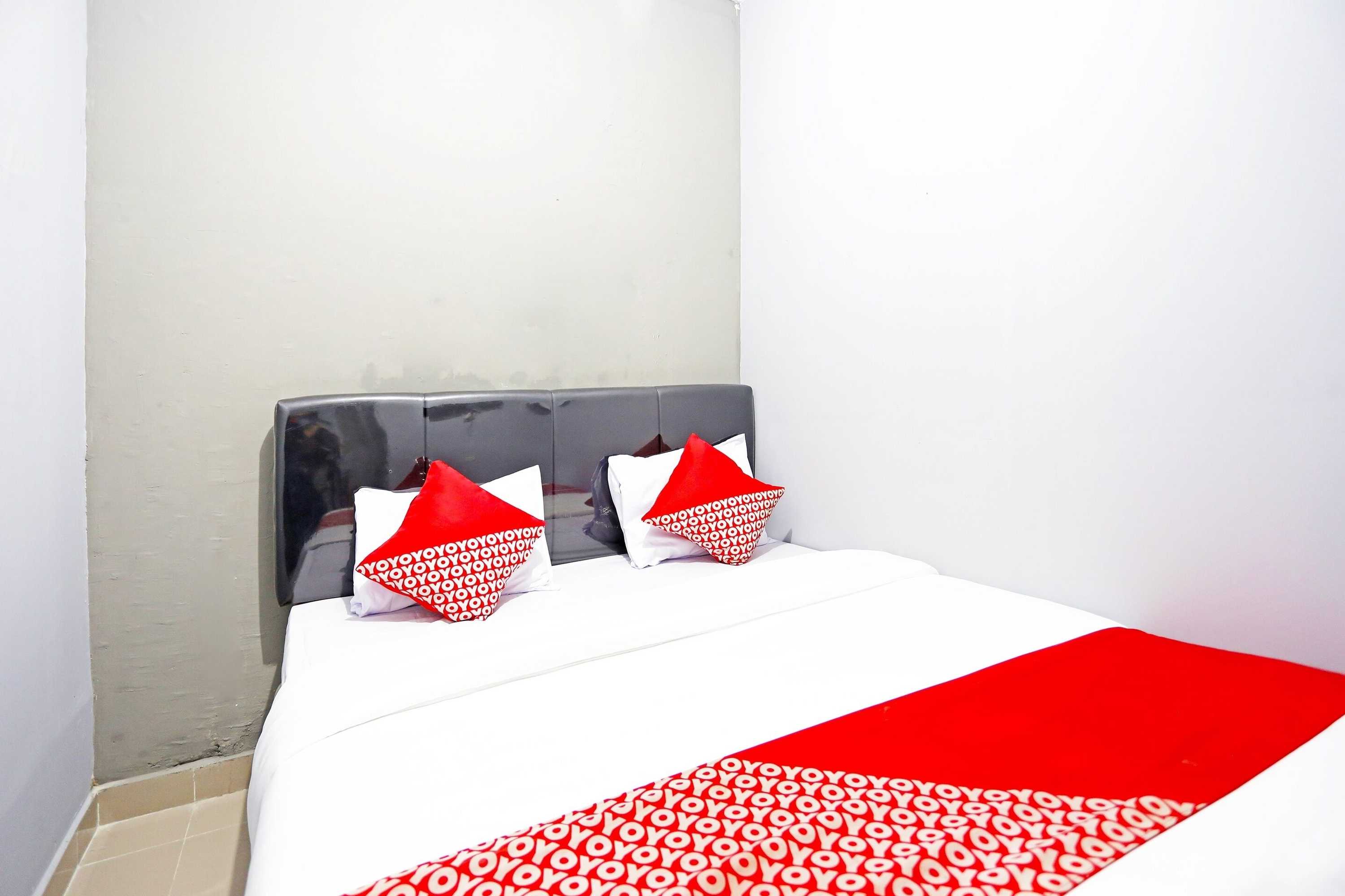 Gift card for Oyo 90848 J&b Rooms Bekasi Gift card for Oyo 90848 J&b Rooms Bekasi