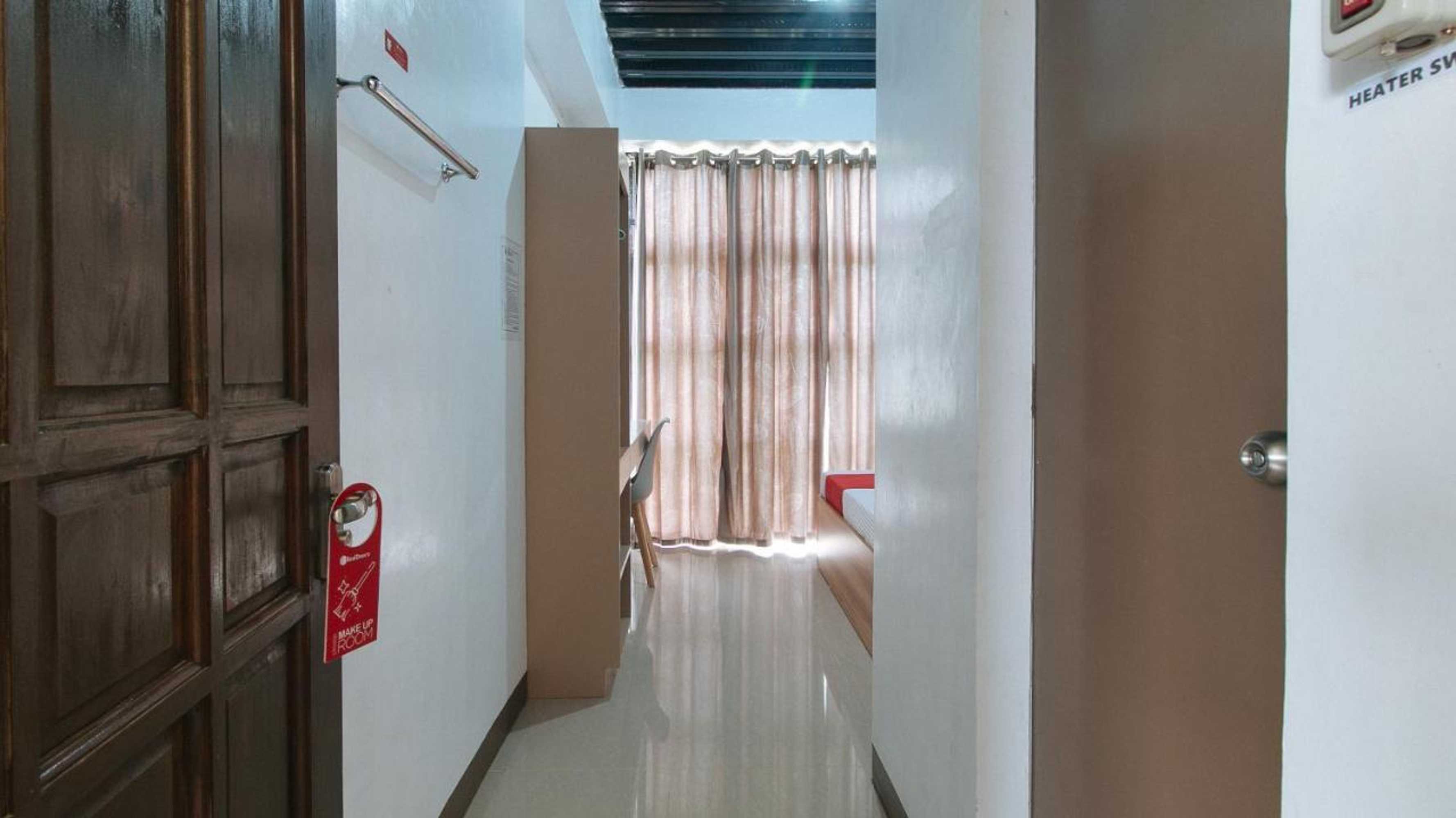 Gift card for Reddoorz Near Iloilo International Airport