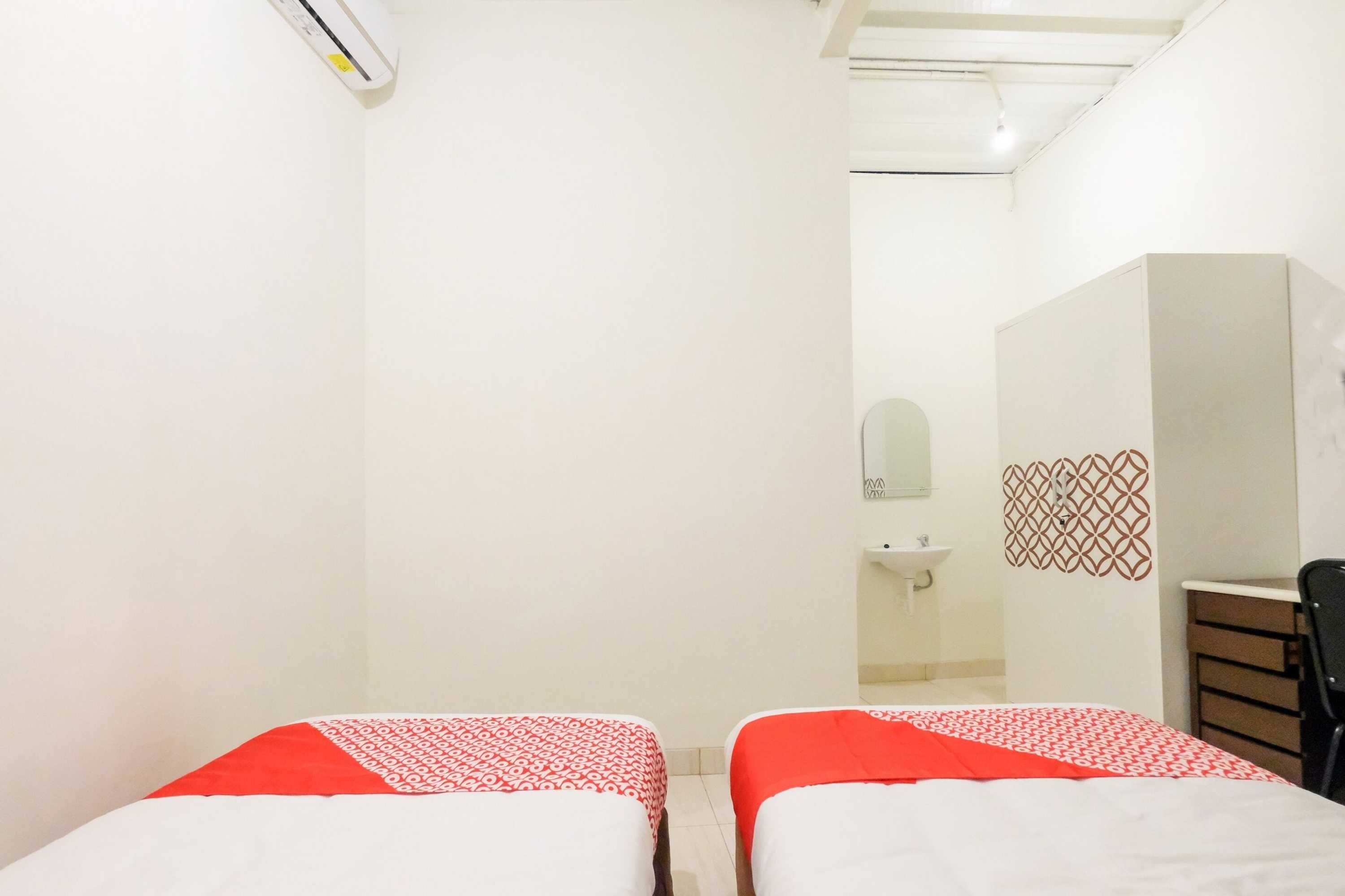 Gift card for Super Oyo Collection O 2383 Andongkoe 64 Salatiga