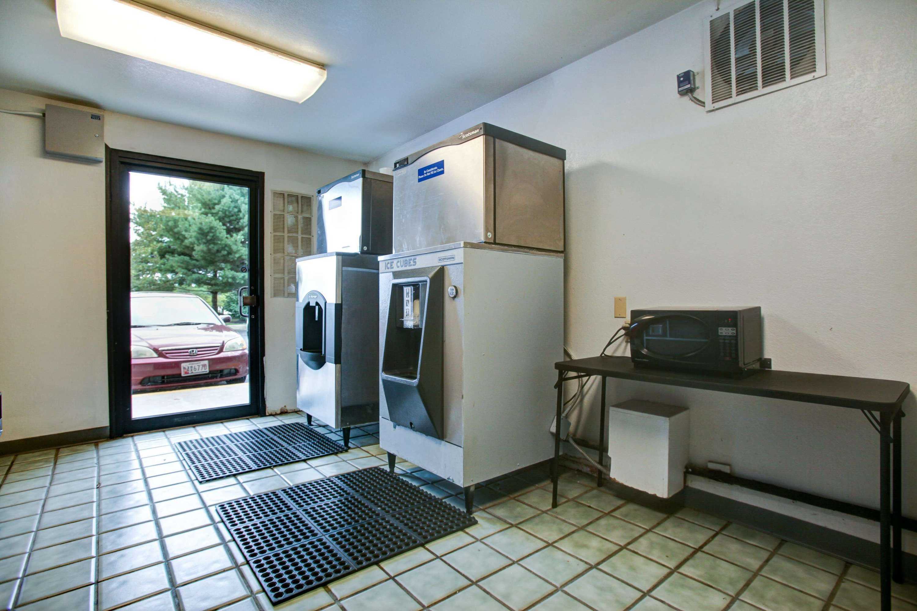 Gift card for Motel 6 Elkton, MD