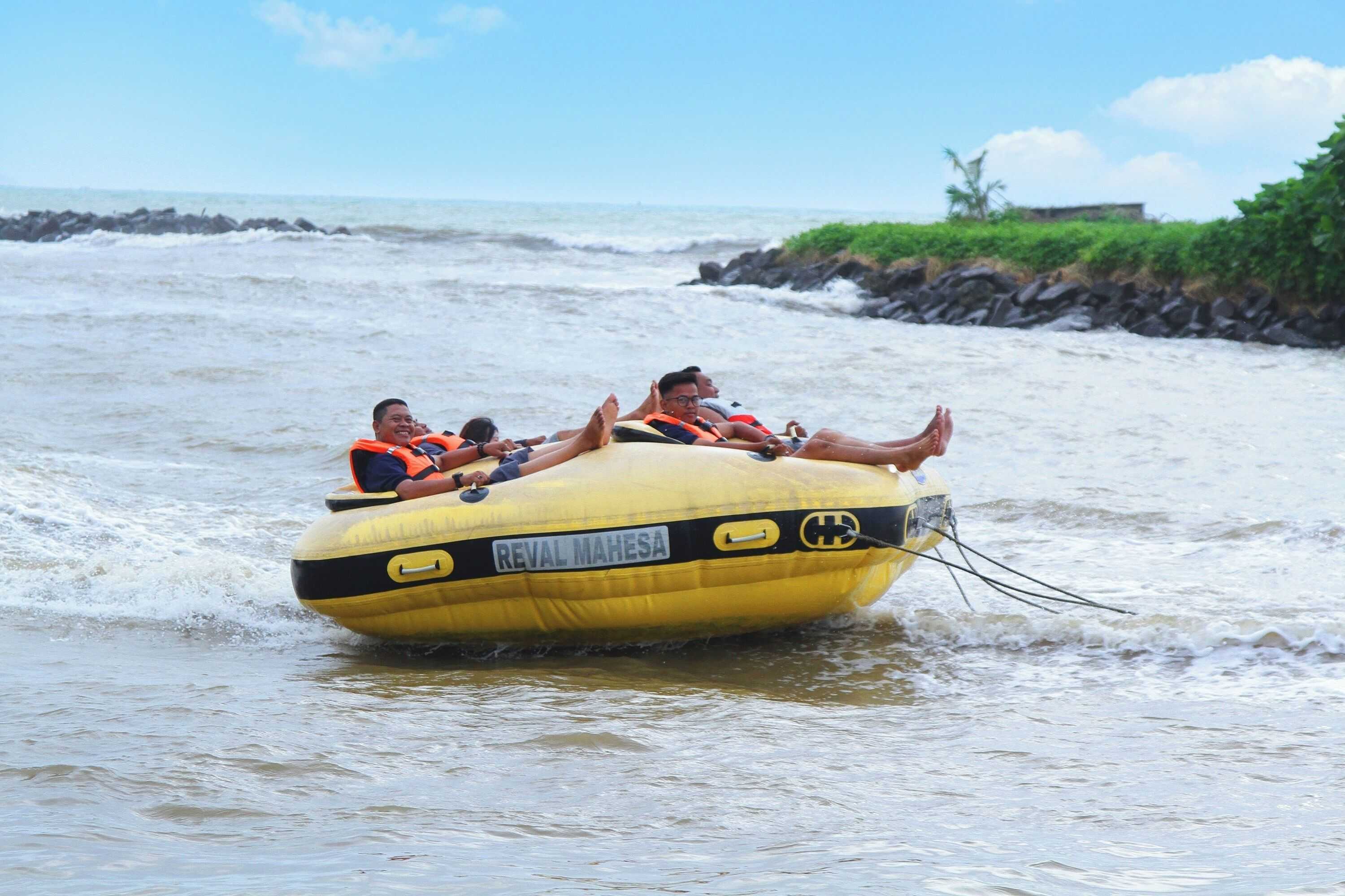 Gift card for Avery Coconut Island Hotel & Beach Resort