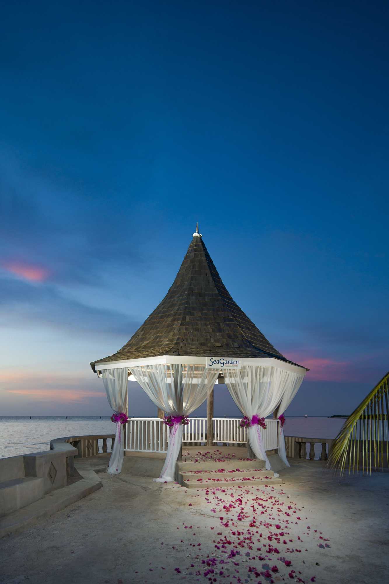 Gift card for Seagarden Beach Resort - All Inclusive