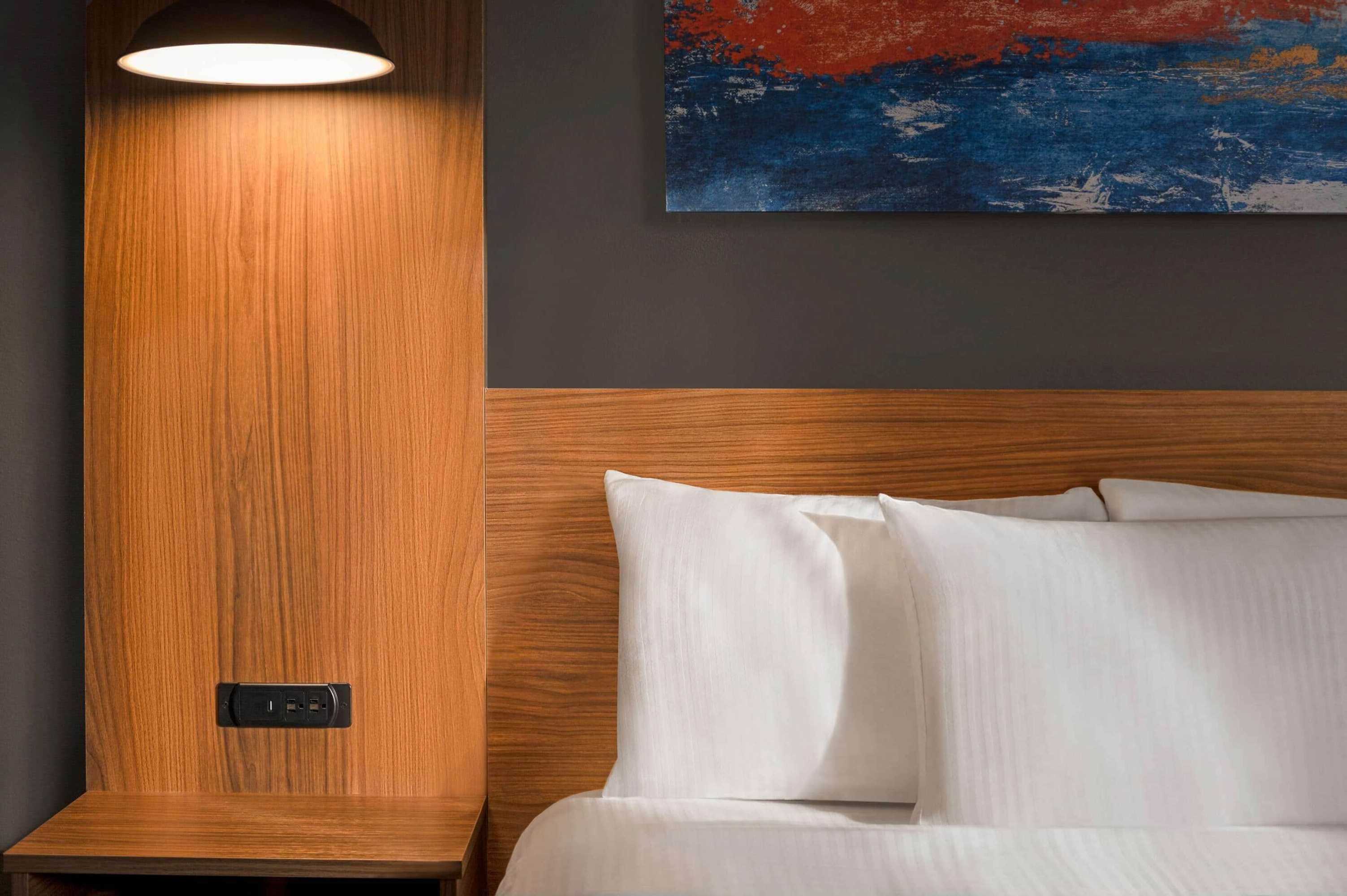 Gift card for La Quinta Inn & Suites by Wyndham Marysville