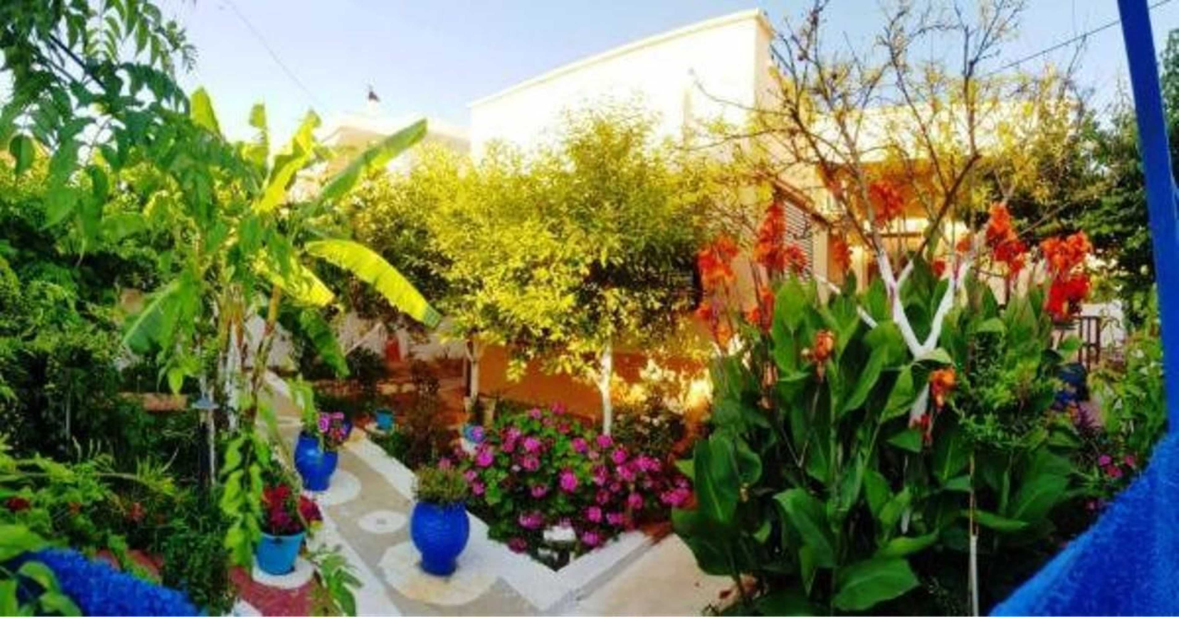 Gift card for 4seasons Suites Paradise Near Airport Gift card for 4seasons Suites Paradise Near Airport