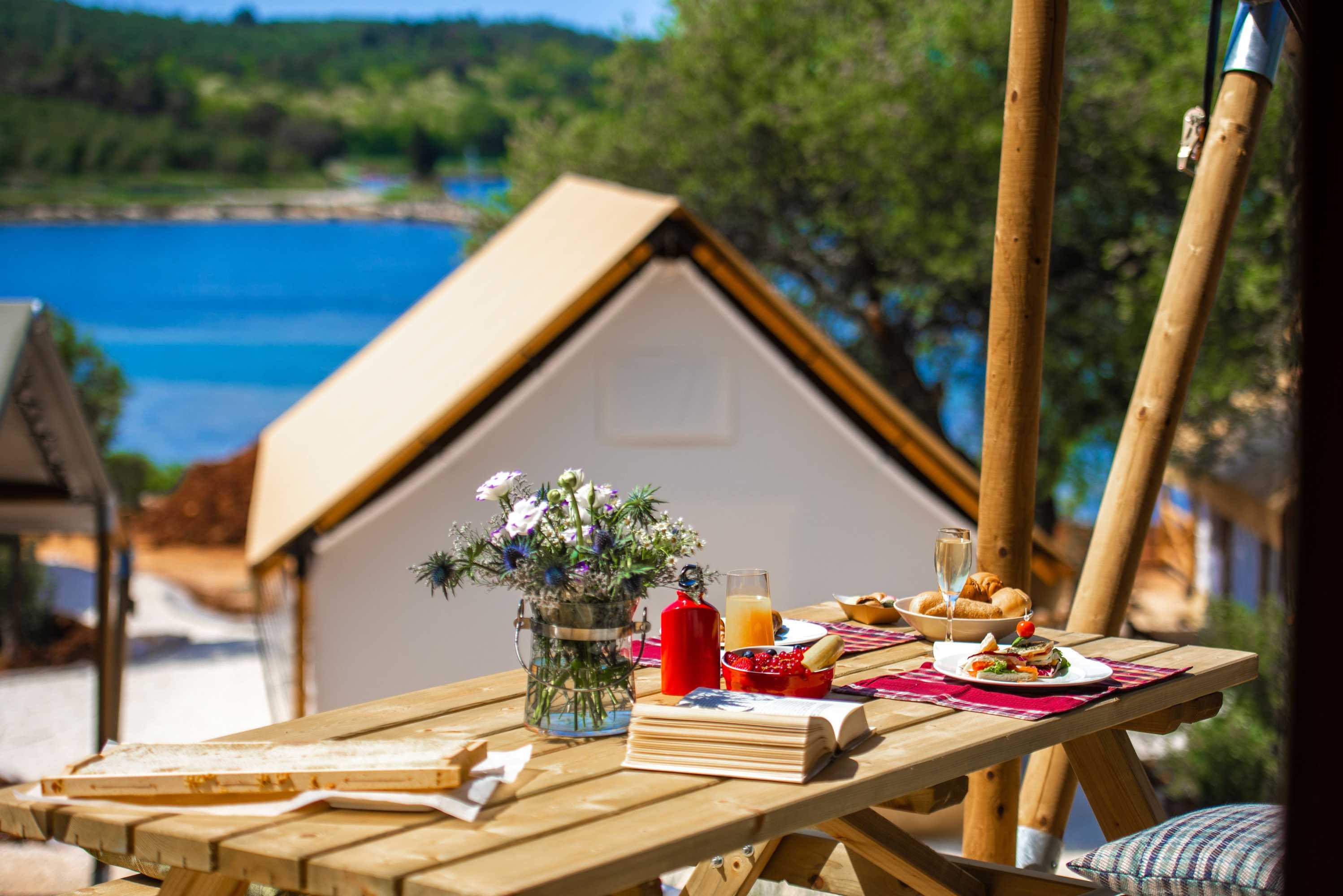 Gift card for Arena One 99 Glamping