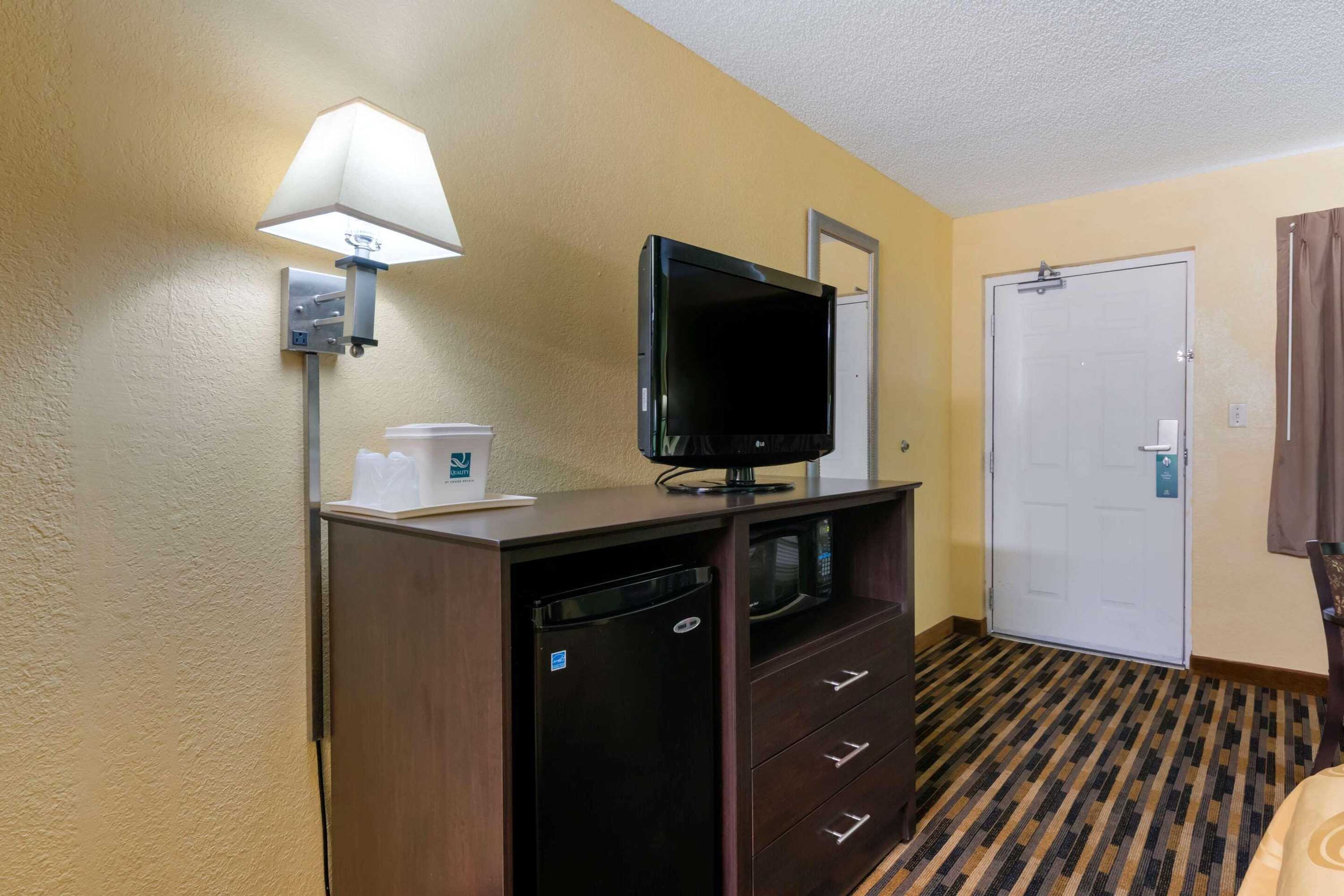 Gift card for Quality Inn & Suites Mt Dora North Gift card for Quality Inn & Suites Mt Dora North