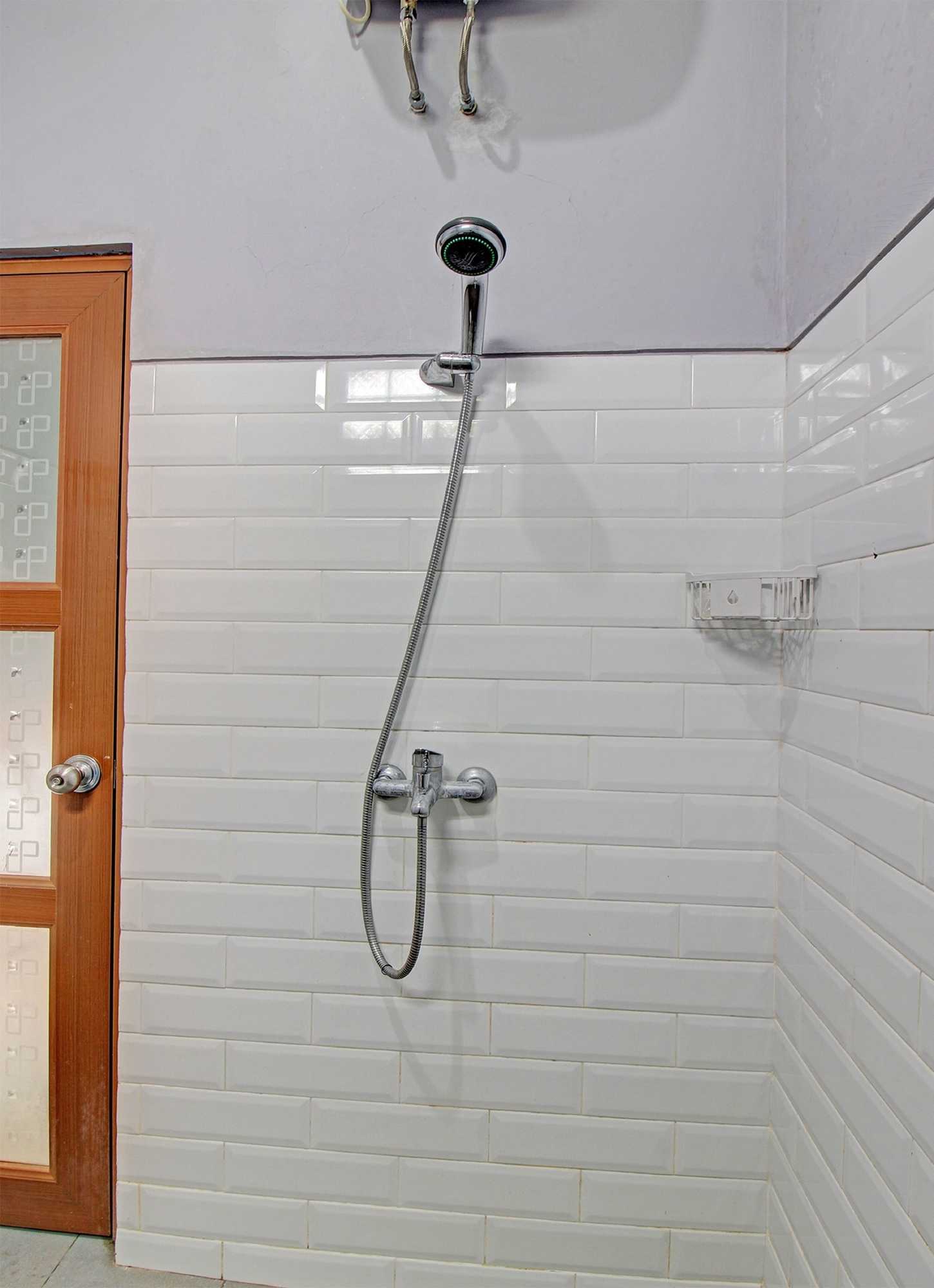 Gift card for Capital O 92250 Hall & Guesthouse Kowapi Syariah Gift card for Capital O 92250 Hall & Guesthouse Kowapi Syariah