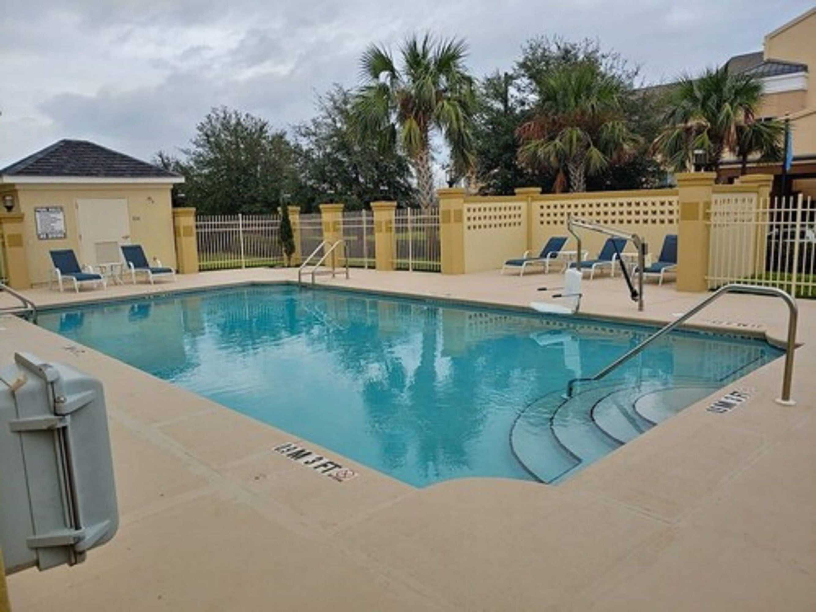 Gift card for Comfort Inn & Suites Marianna I-10