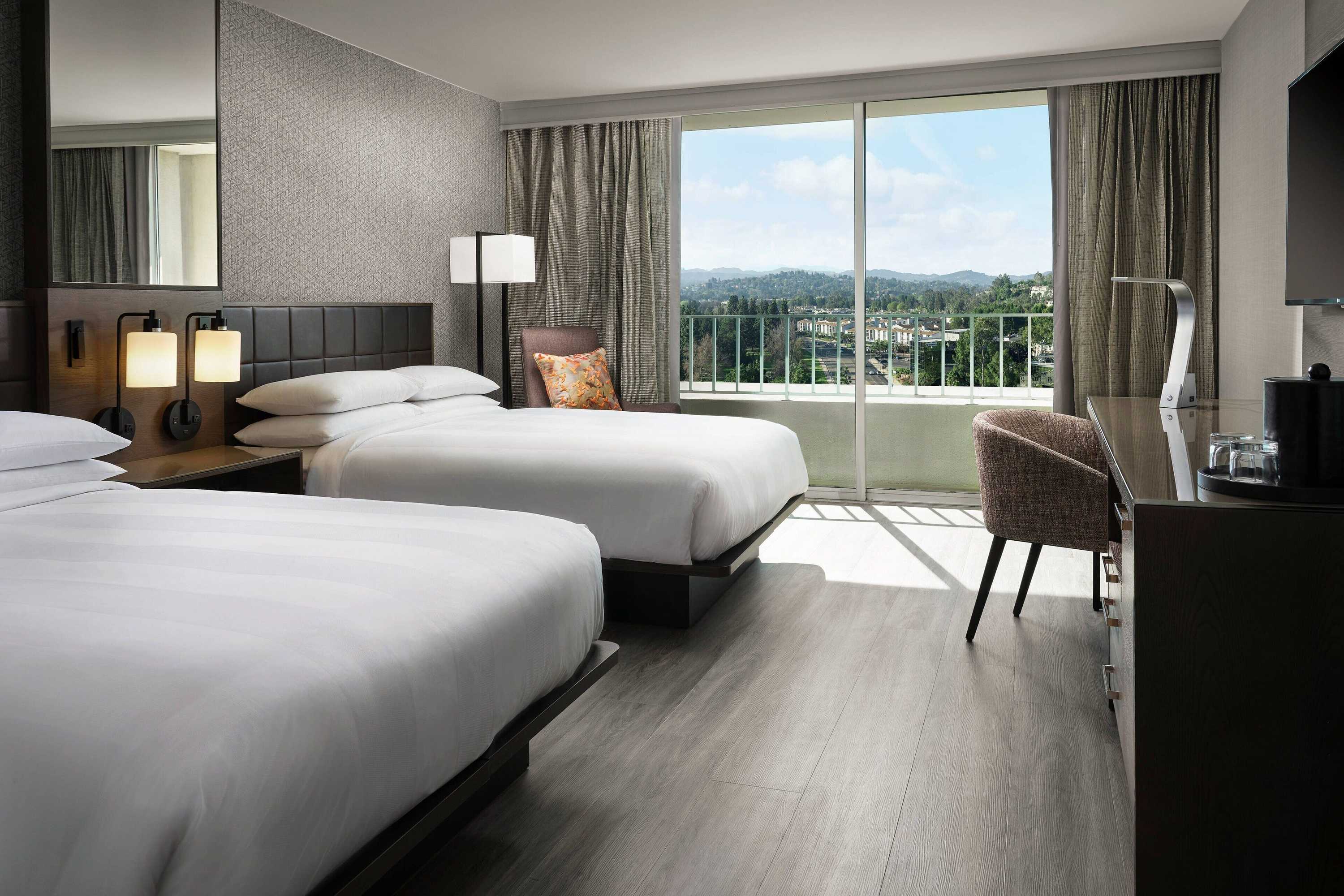 Gift card for Warner Center Marriott Woodland Hills Gift card for Warner Center Marriott Woodland Hills