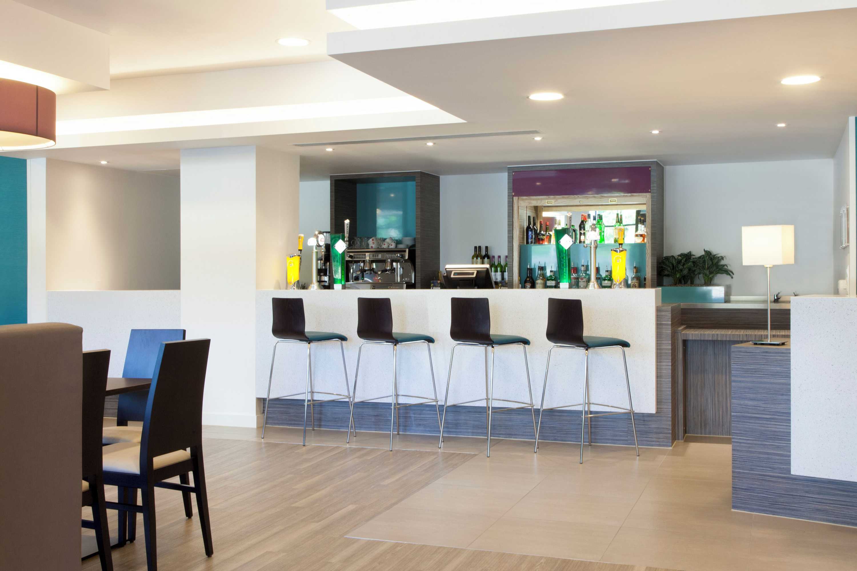 Gift card for Holiday Inn Express Middlesbrough - Centre Square by Ihg Gift card for Holiday Inn Express Middlesbrough - Centre Square by Ihg