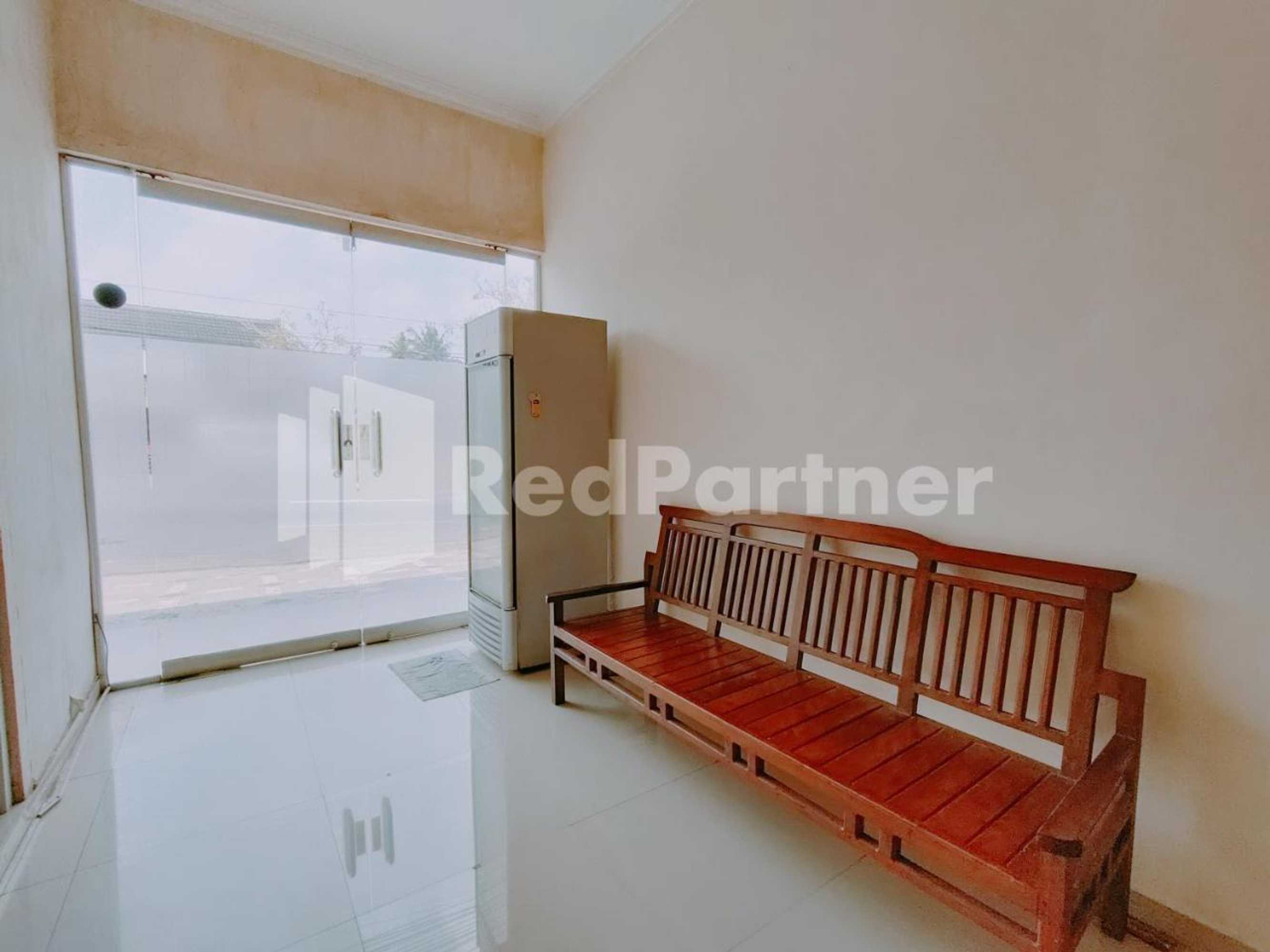 Gift card for Calida Hotel Mitra Reddoorz Near Alun Alun Wonosari