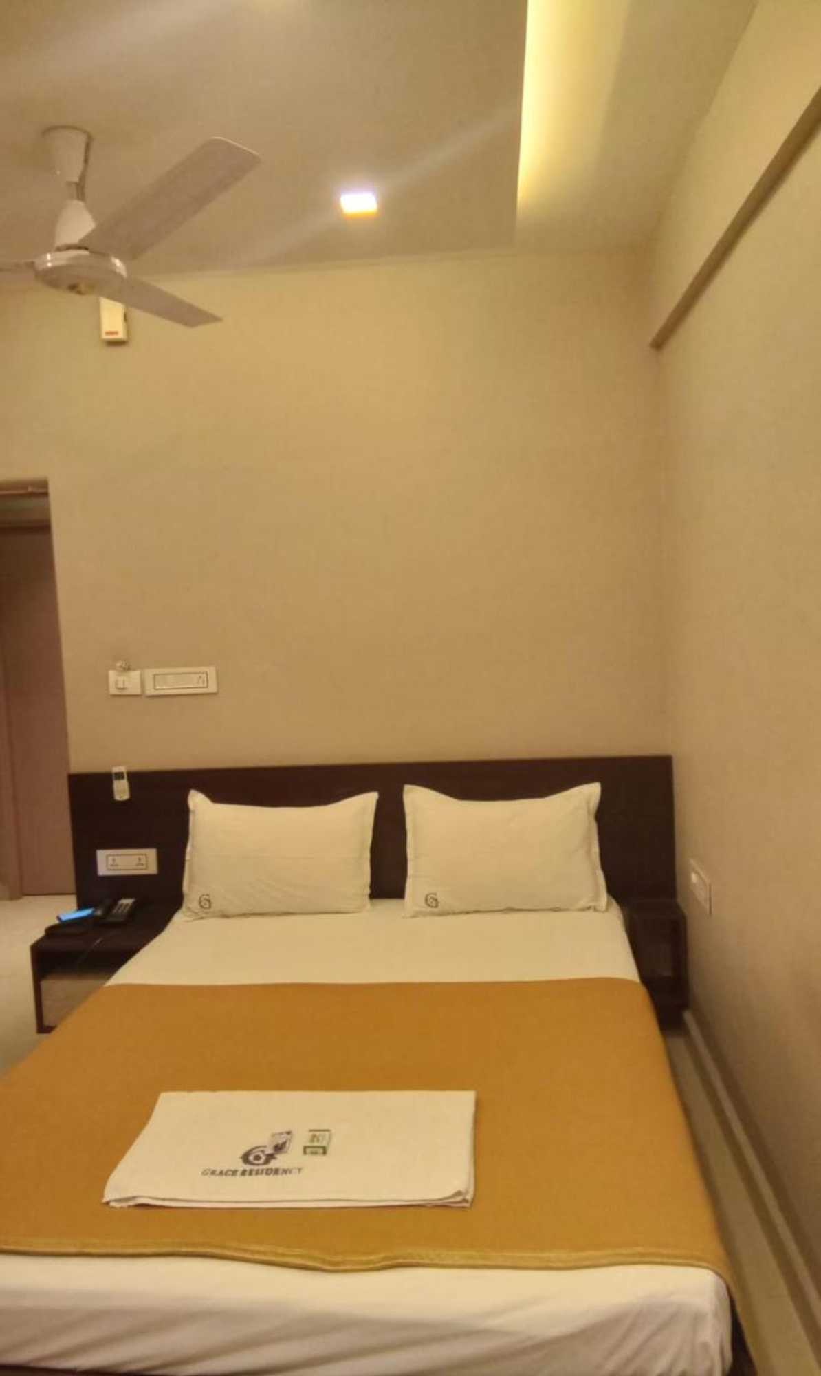 Gift card for Grace Residency