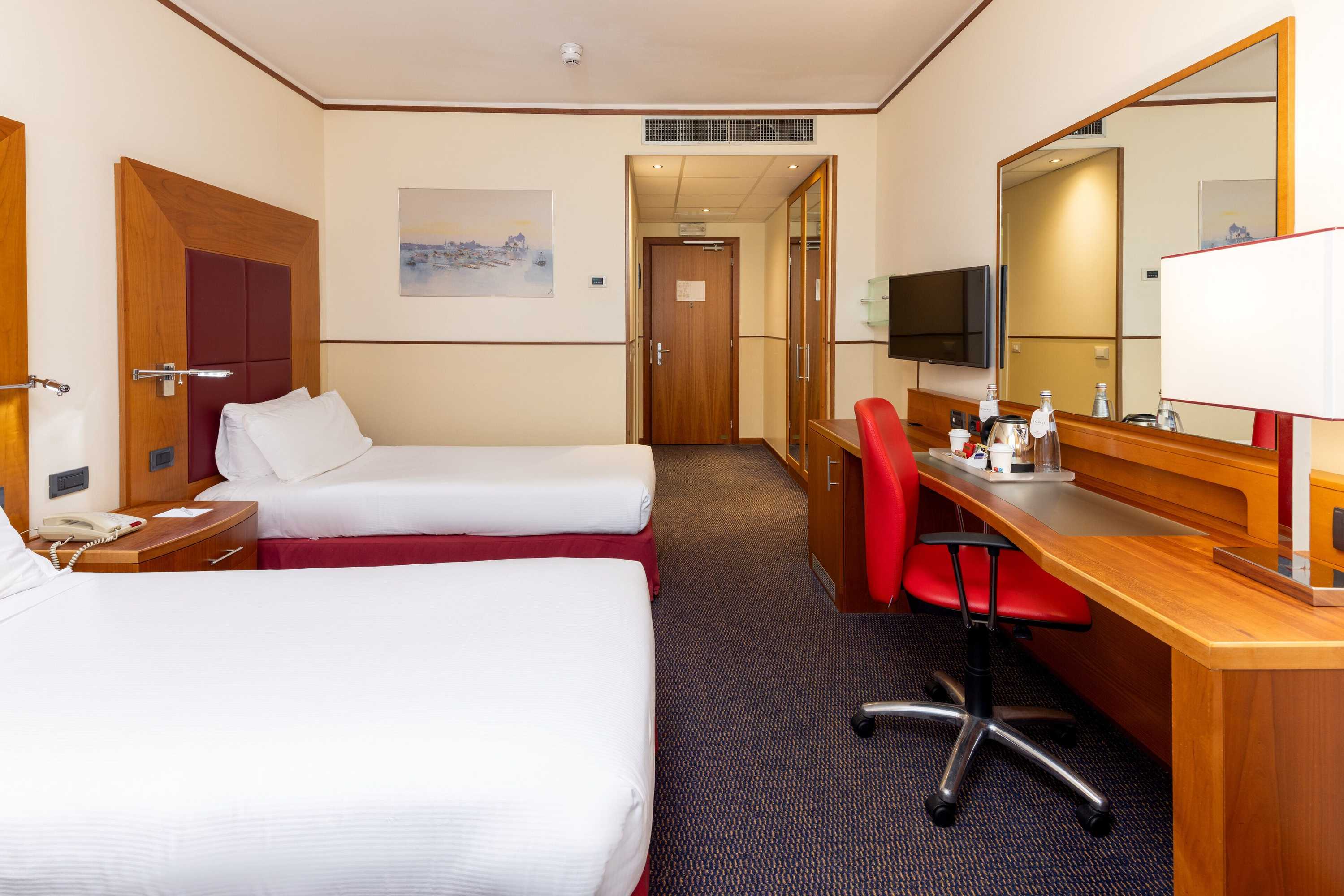 Gift card for Crowne Plaza Venice East by Ihg Gift card for Crowne Plaza Venice East by Ihg