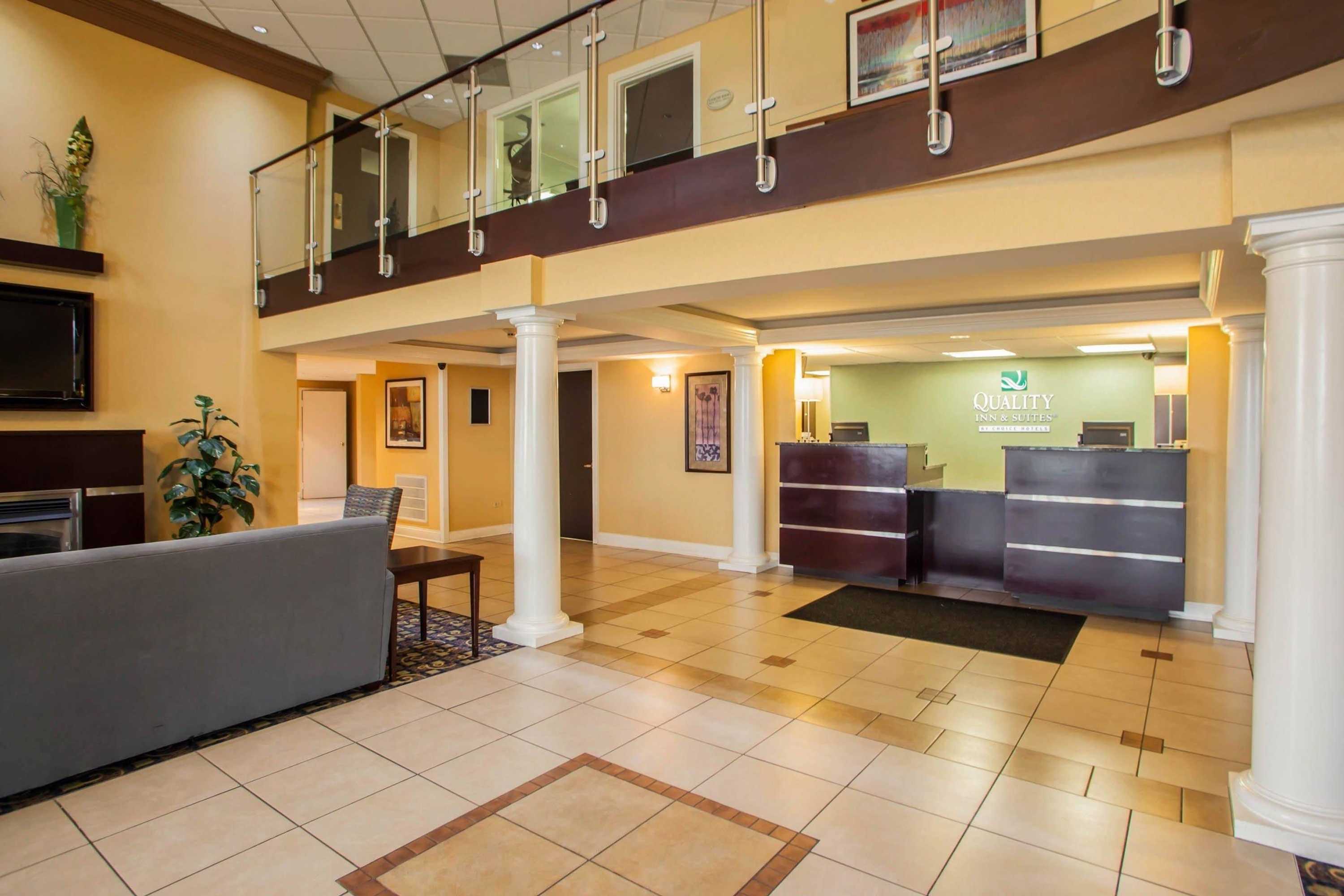 Gift card for Quality Inn & Suites St Charles - West Chicago Gift card for Quality Inn & Suites St Charles - West Chicago