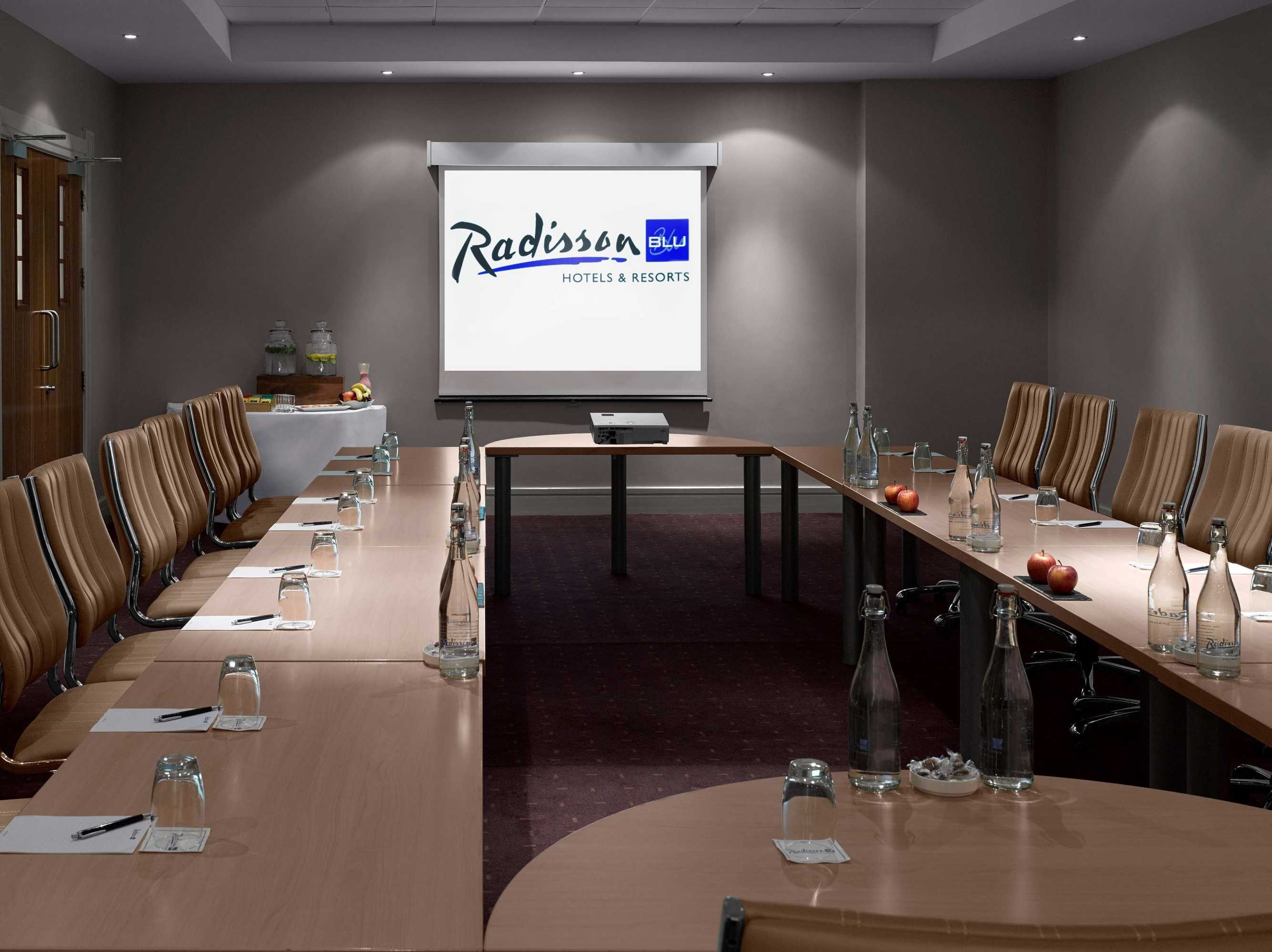 Gift card for Radisson Blu Hotel & Spa, Limerick Gift card for Radisson Blu Hotel & Spa, Limerick