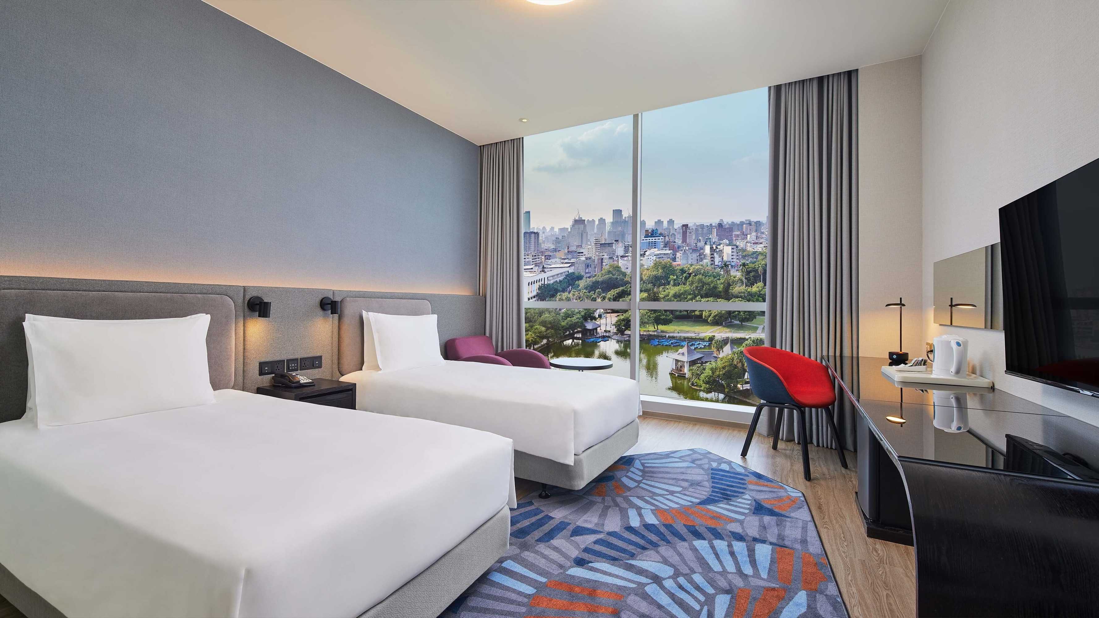 Gift card for Holiday Inn Express Taichung Park by Ihg Gift card for Holiday Inn Express Taichung Park by Ihg