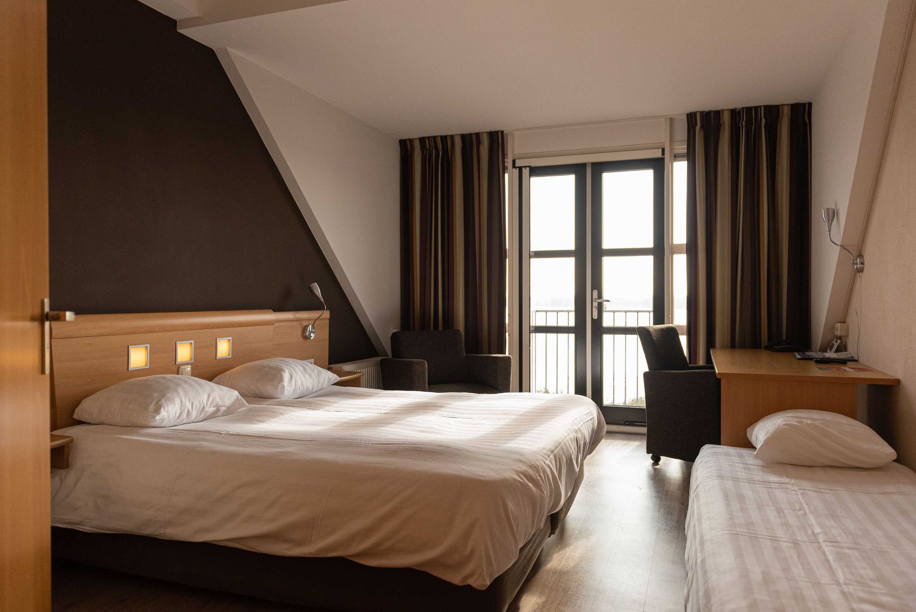 Gift card for Hotel Restaurant Zalen Hoogeerd Gift card for Hotel Restaurant Zalen Hoogeerd