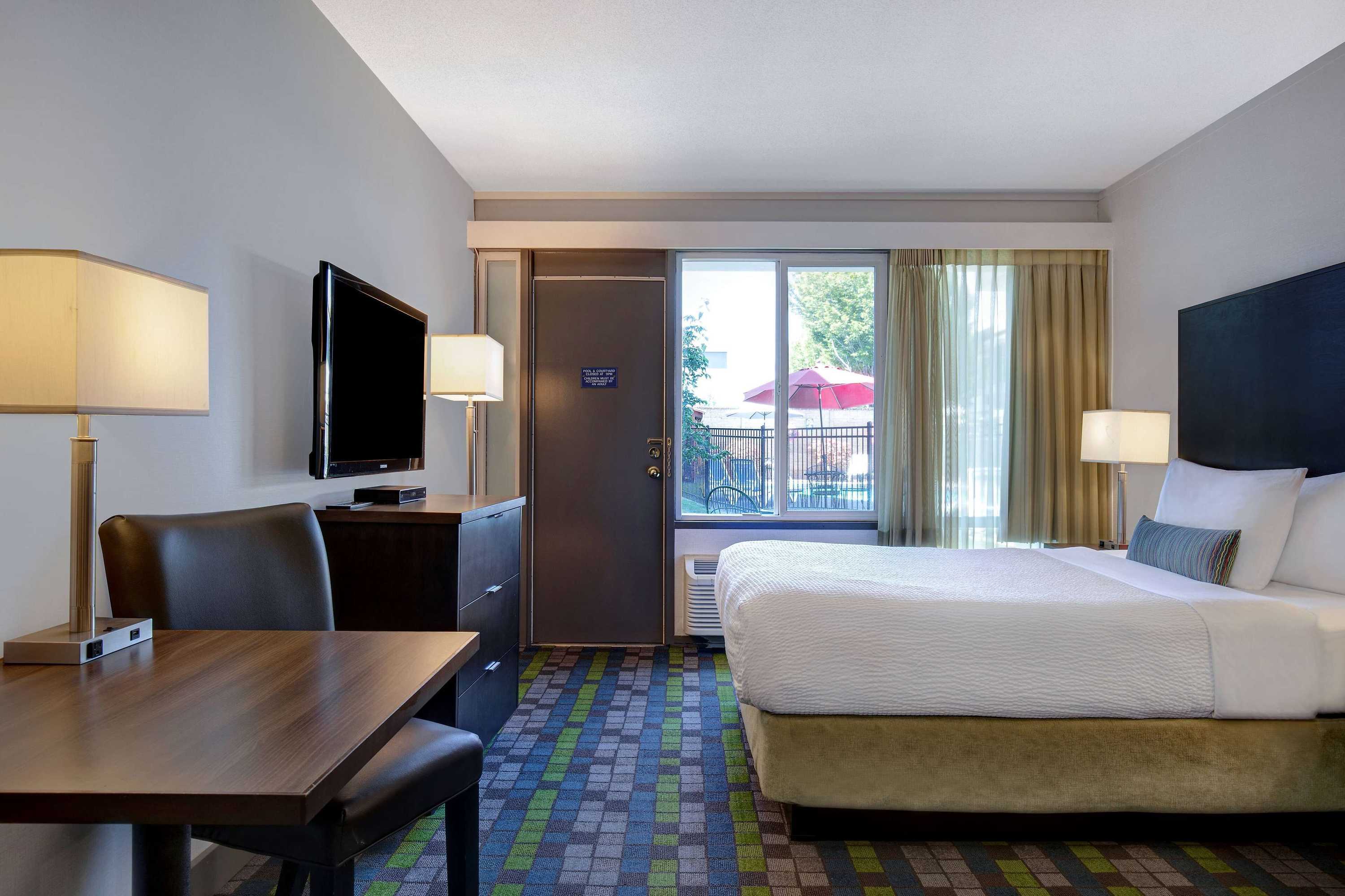 Gift card for Days Inn by Wyndham Victoria Airport Sidney Gift card for Days Inn by Wyndham Victoria Airport Sidney