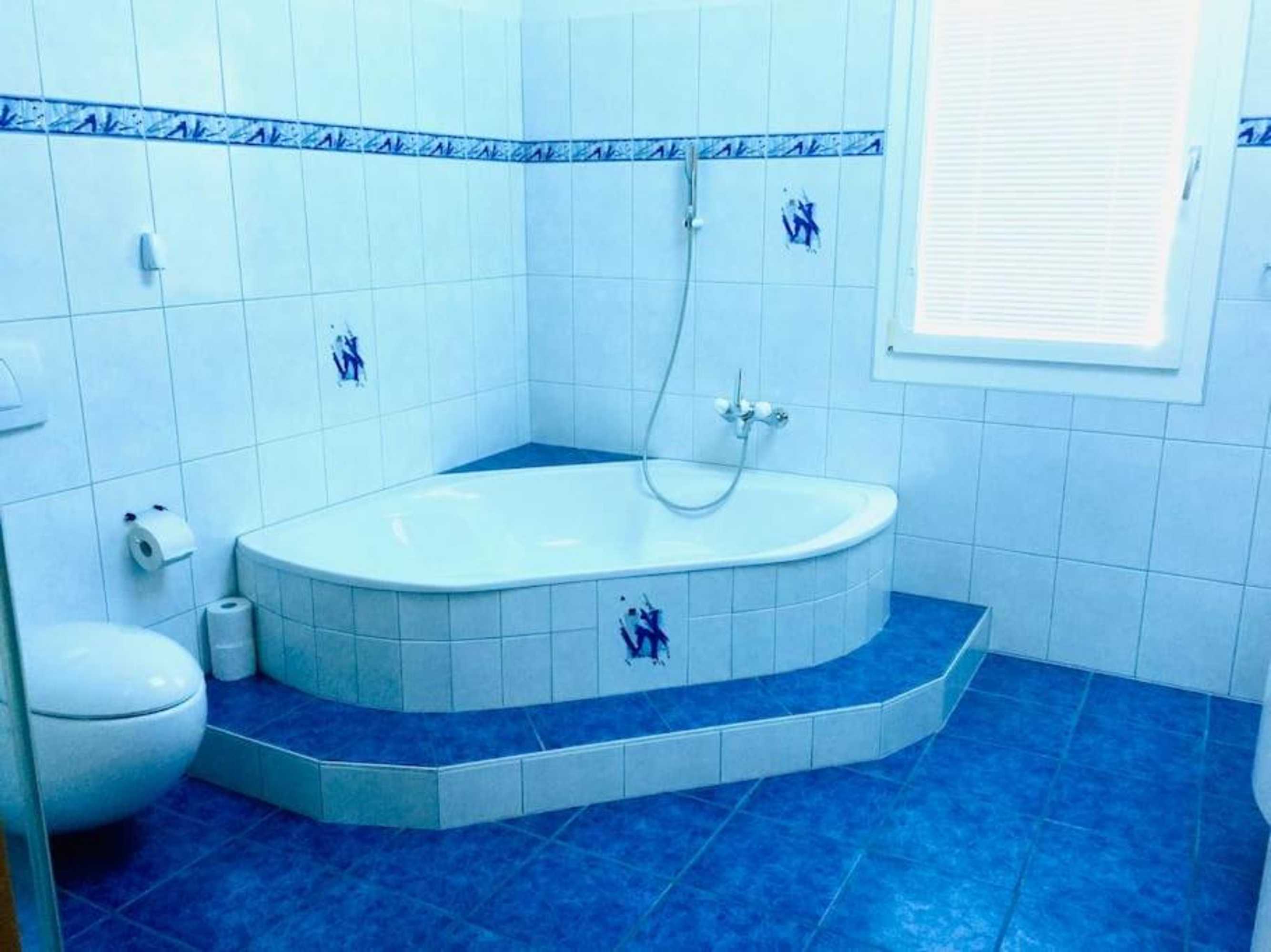 Gift card for Leon's Holiday Homes Villa 1