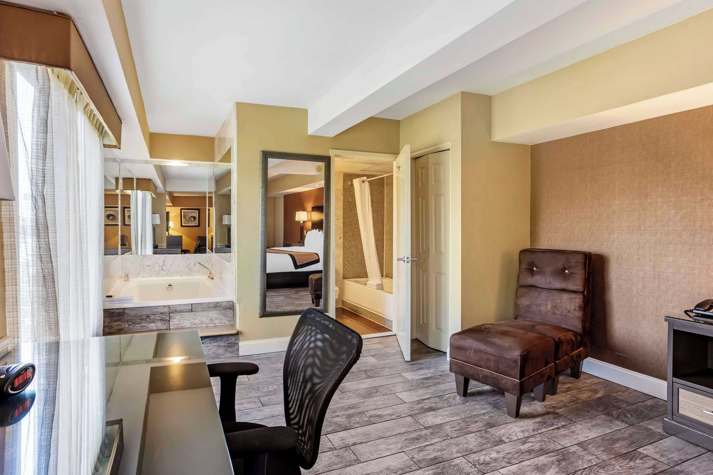 Gift card for Best Western Plus Newark Airport West Gift card for Best Western Plus Newark Airport West