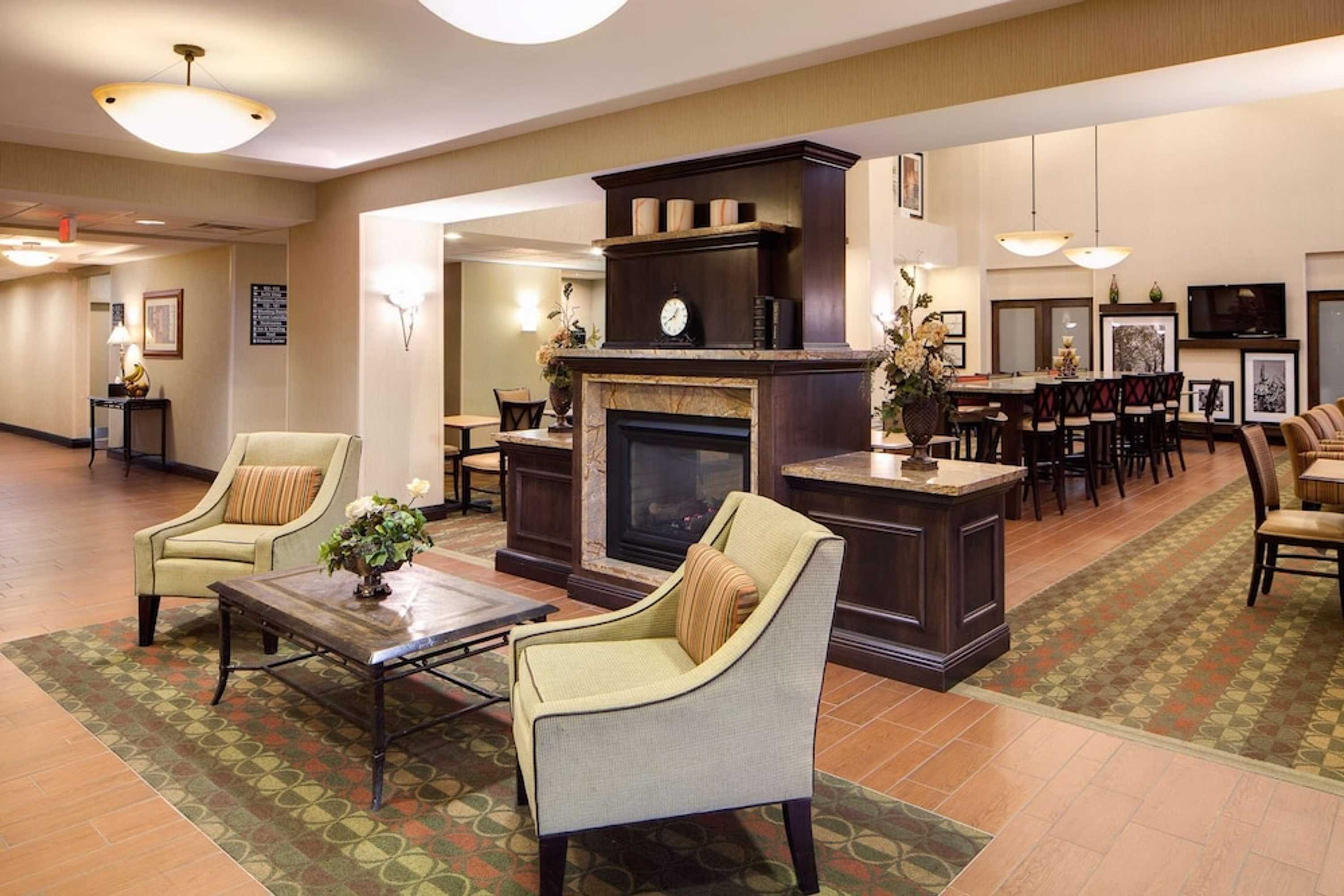 Gift card for Hampton Inn & Suites Chicago/st. Charles Gift card for Hampton Inn & Suites Chicago/st. Charles