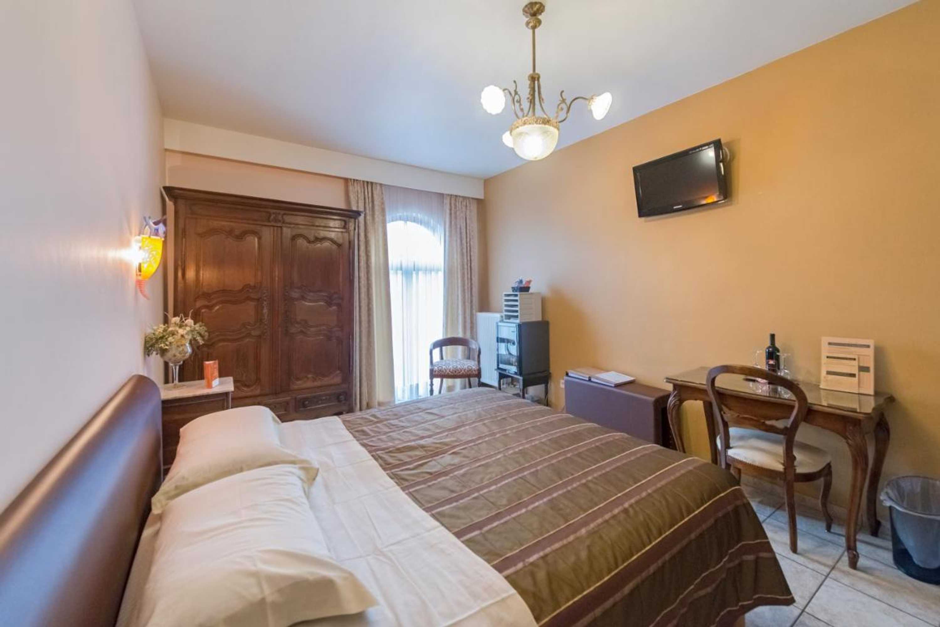 Gift card for Casa Roman - Bed & Breakfast Gift card for Casa Roman - Bed & Breakfast