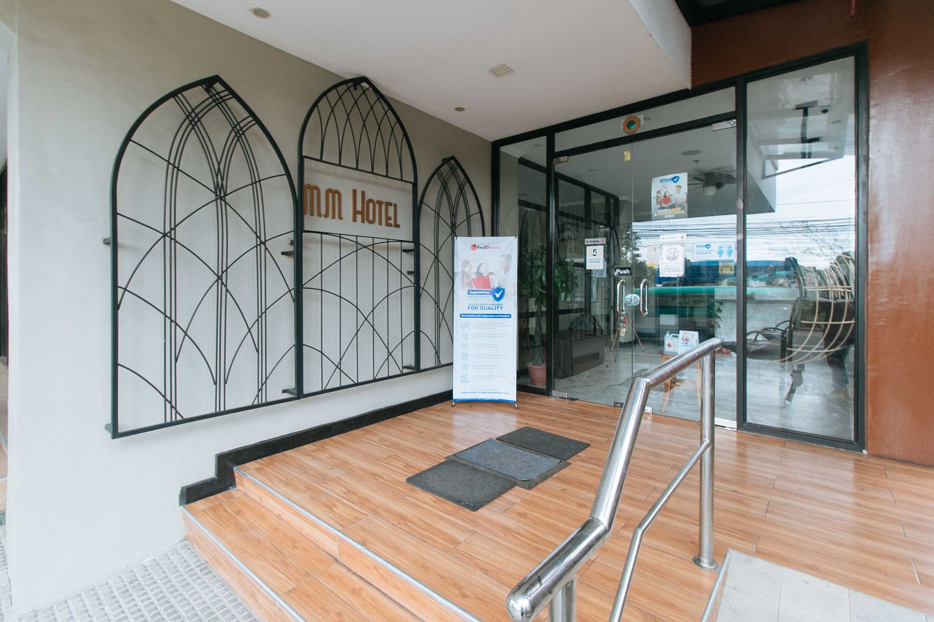 Gift card for Reddoorz Plus at MM Hotel Las Pinas Former Reddoorz Plus Near Bamboo Organ Gift card for Reddoorz Plus at MM Hotel Las Pinas Former Reddoorz Plus Near Bamboo Organ