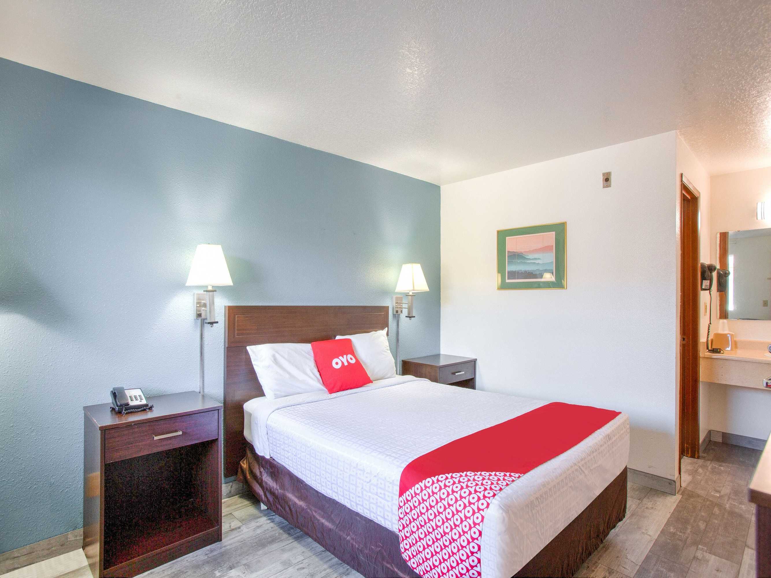 Gift card for Oyo Woodland Hotel And Suites Gift card for Oyo Woodland Hotel And Suites