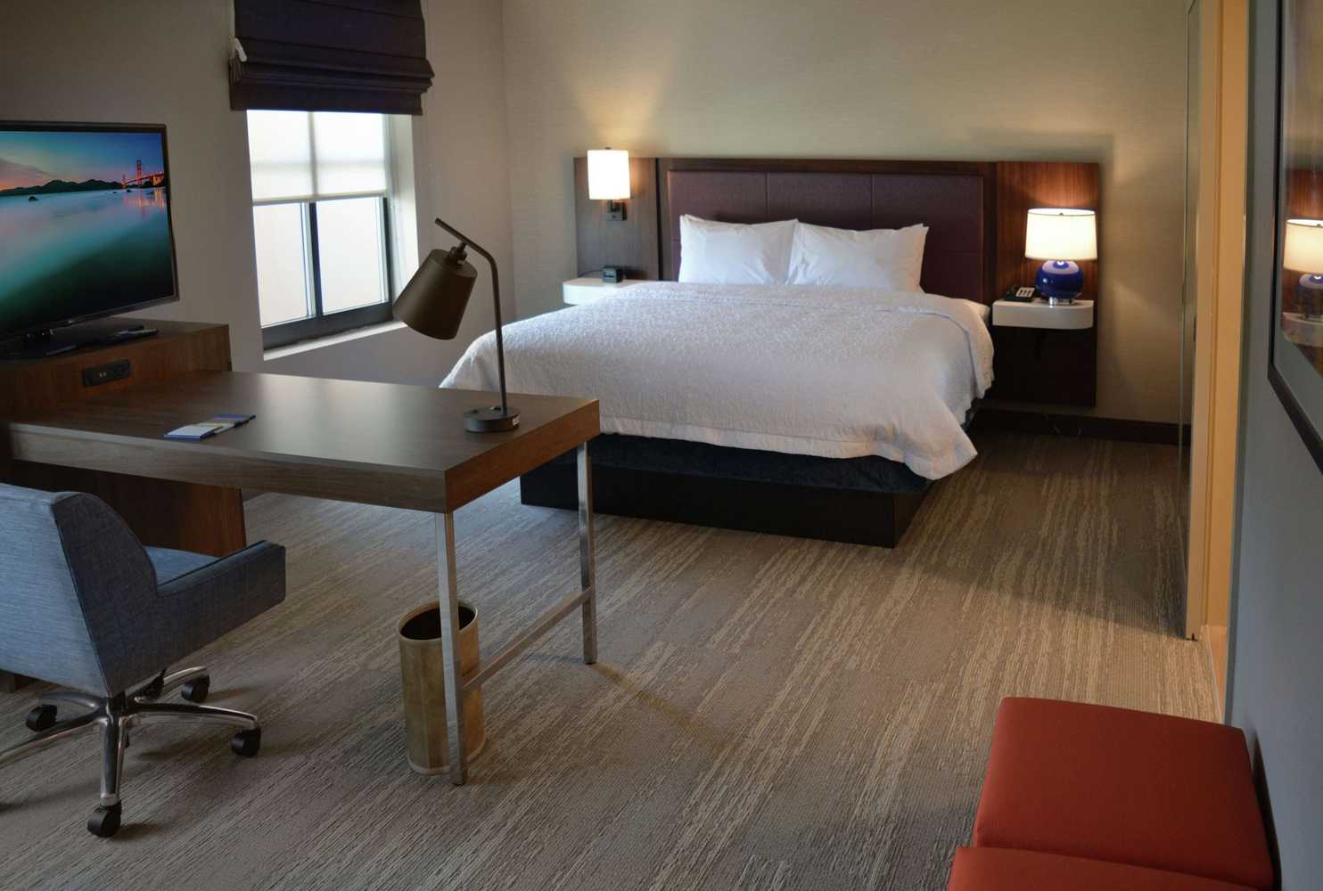 Gift card for Hampton Inn & Suites Philadelphia/media