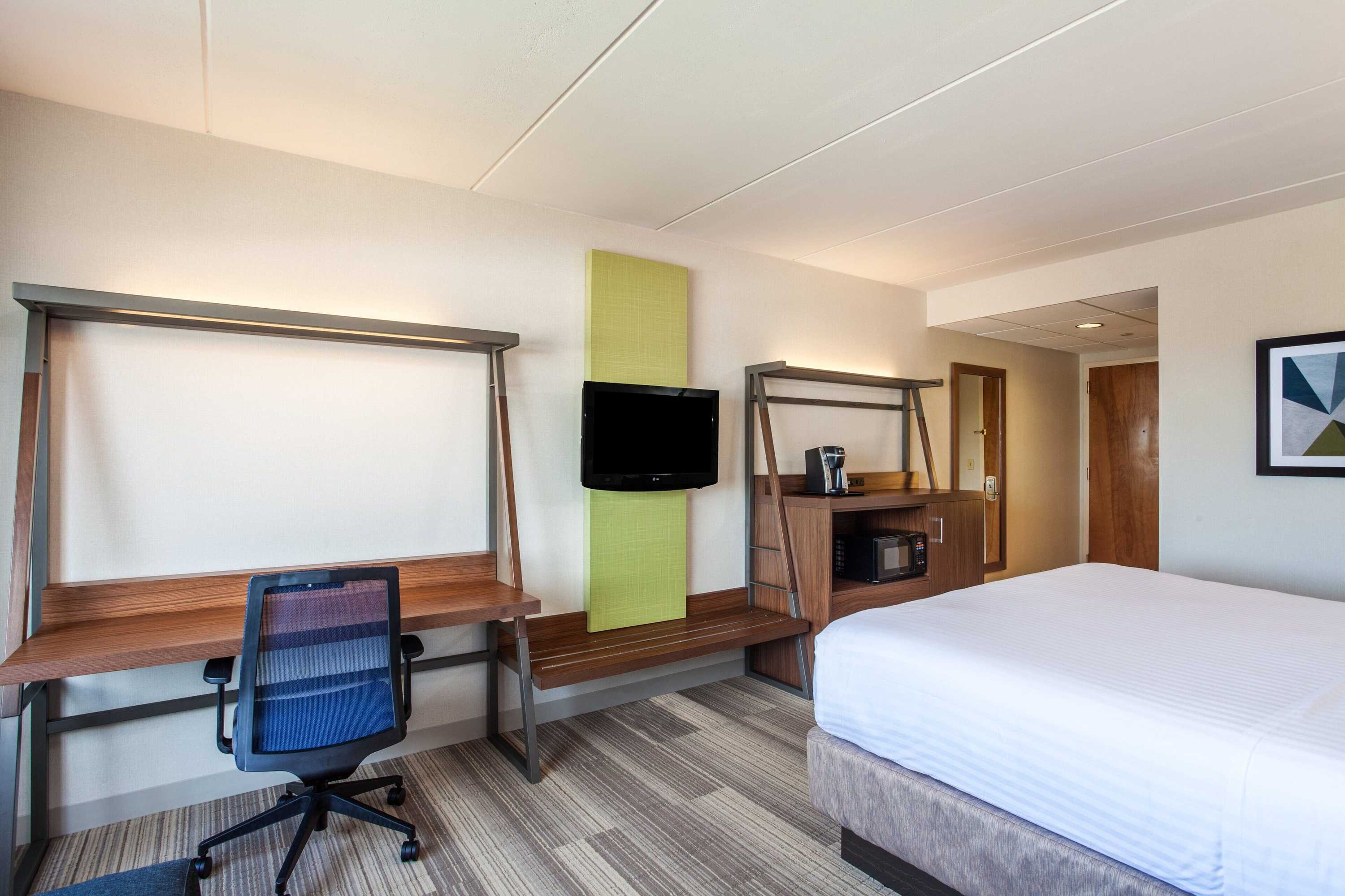 Gift card for Holiday Inn Express Hauppauge by Ihg Gift card for Holiday Inn Express Hauppauge by Ihg