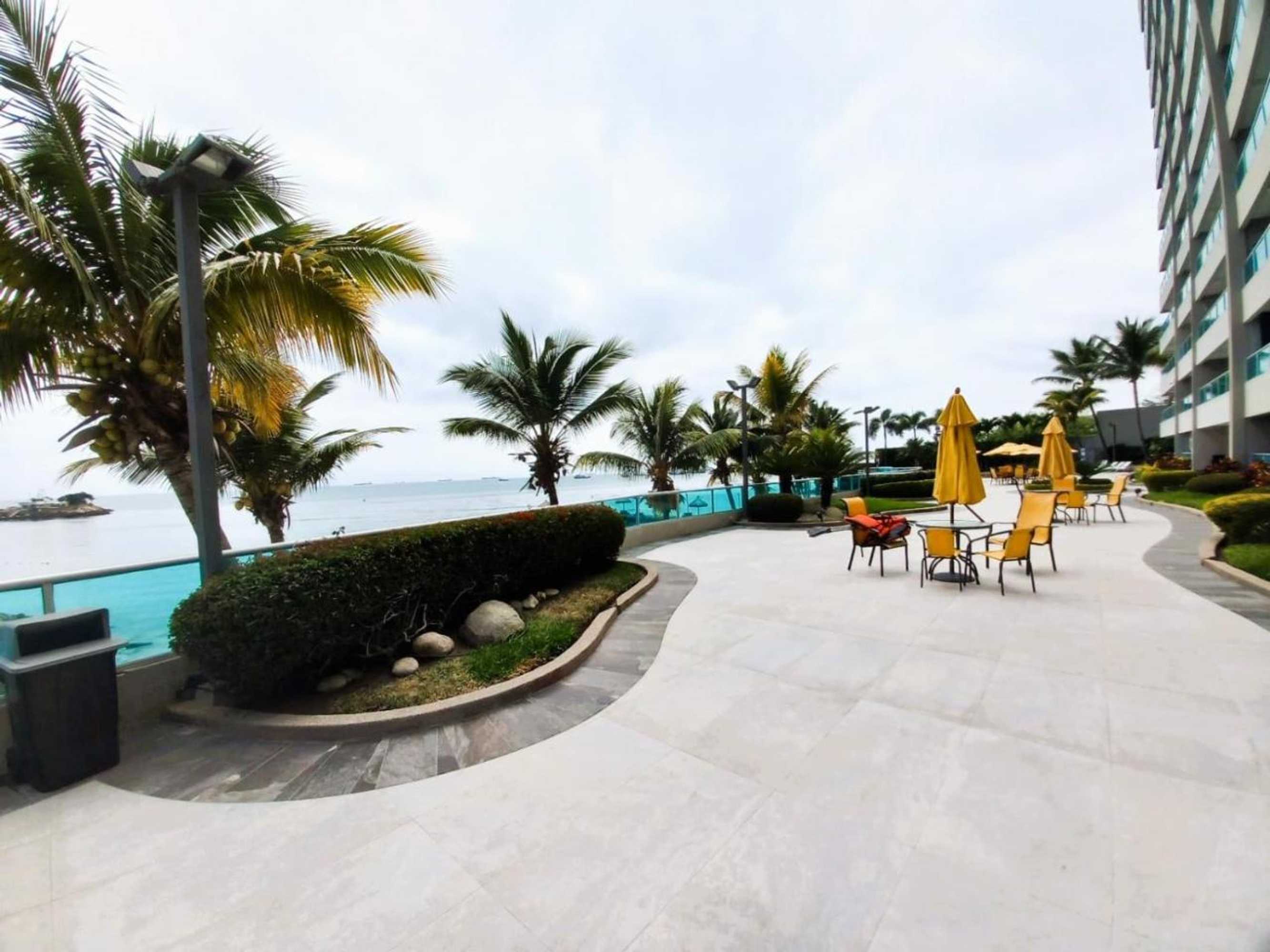 Gift card for Apartamento de Lujo al Pie Del Mar Condominio Torre Marina Gift card for Apartamento de Lujo al Pie Del Mar Condominio Torre Marina