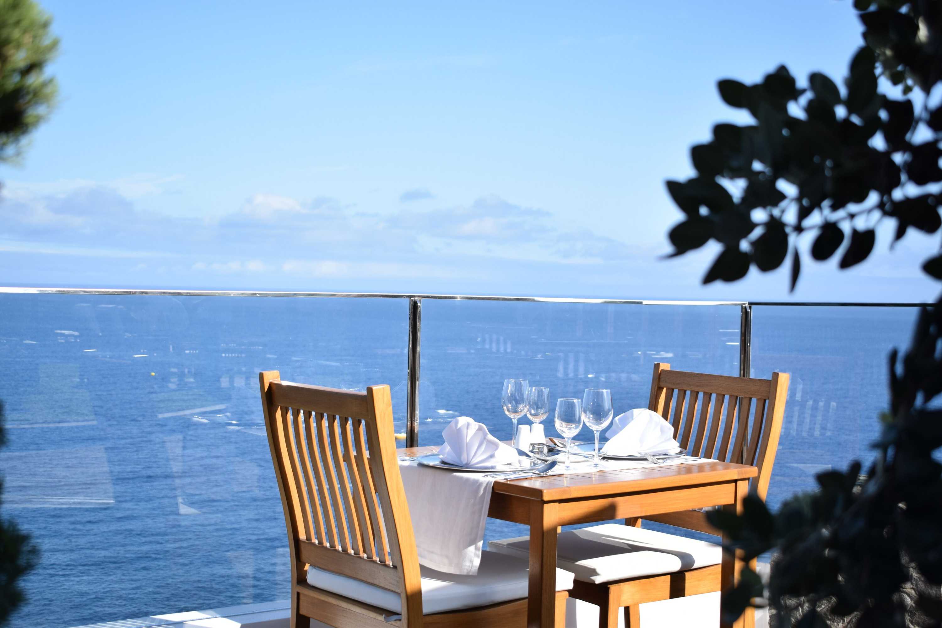 Gift card for Madeira Regency Cliff Gift card for Madeira Regency Cliff