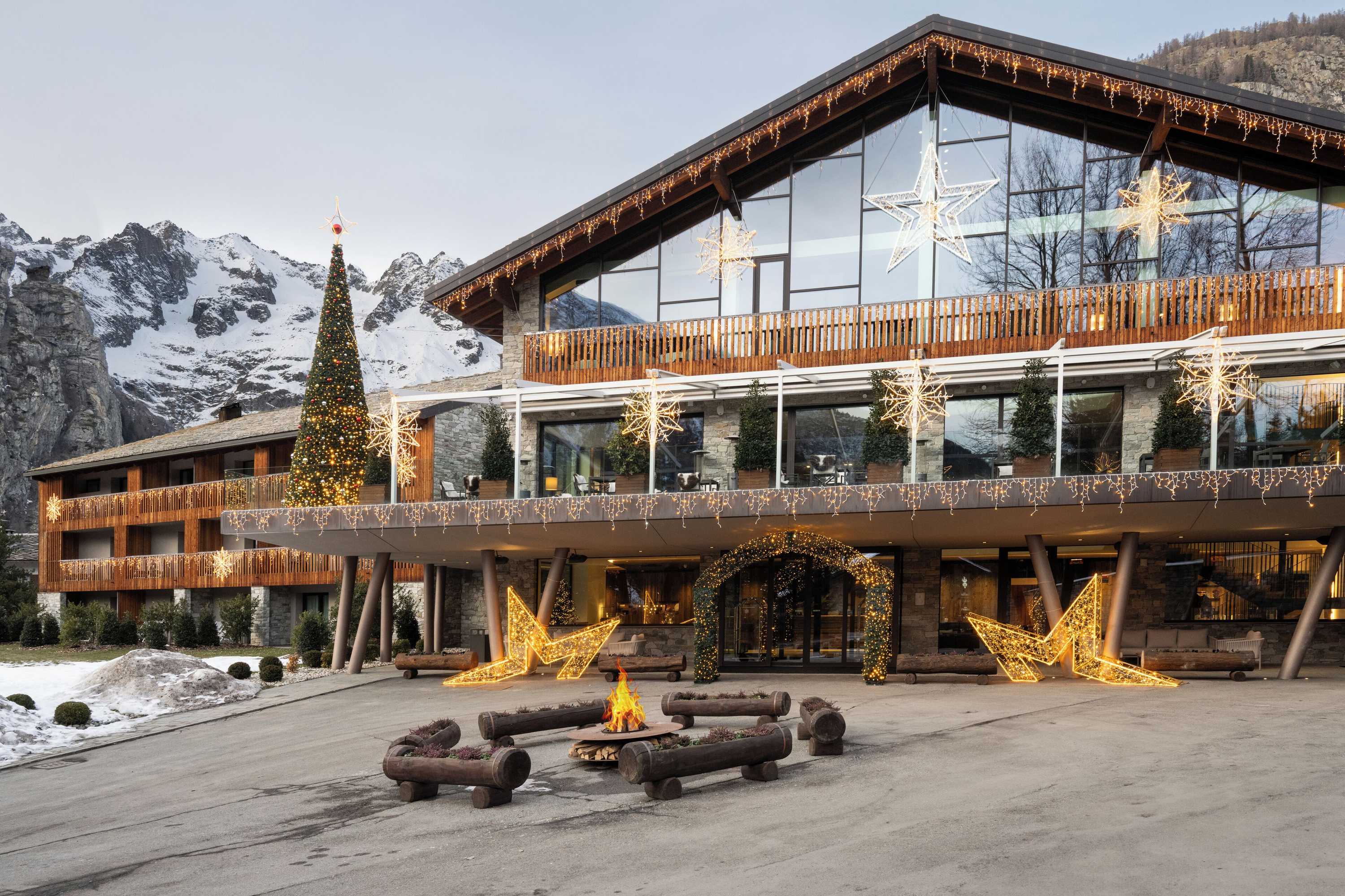 Gift card for Grand Hotel Courmayeur Montblanc by R Collection Hotels Gift card for Grand Hotel Courmayeur Montblanc by R Collection Hotels