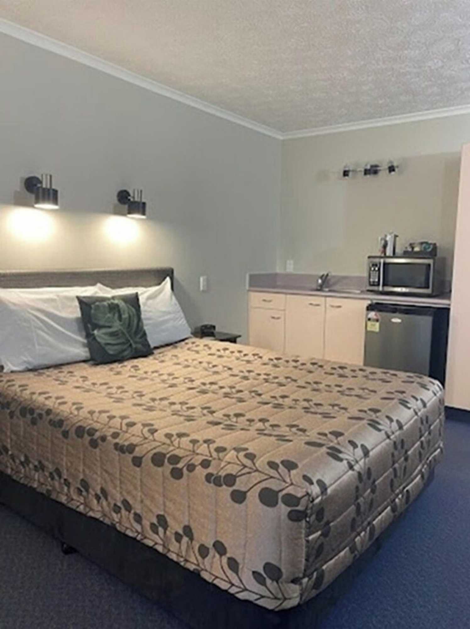 Gift card for Harbour View Motel on Ahuriri Beach in Napier NZ With Sea View Suites Gift card for Harbour View Motel on Ahuriri Beach in Napier NZ With Sea View Suites