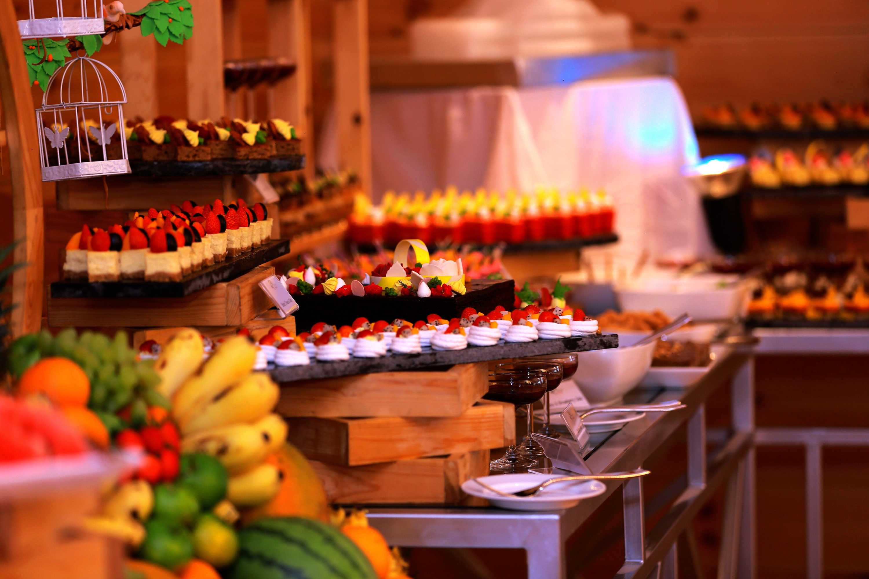 Gift card for Araliya Red - Budget Friendly Hotel- Where You Find Stunning 360 Panoramic View of Nuwara Eliya