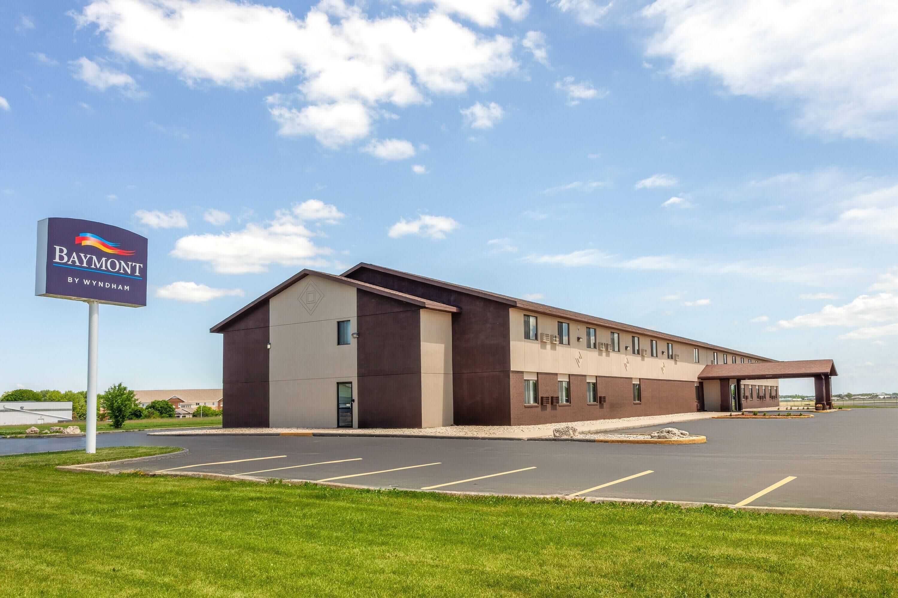 Gift card for Baymont by Wyndham Oshkosh Airport