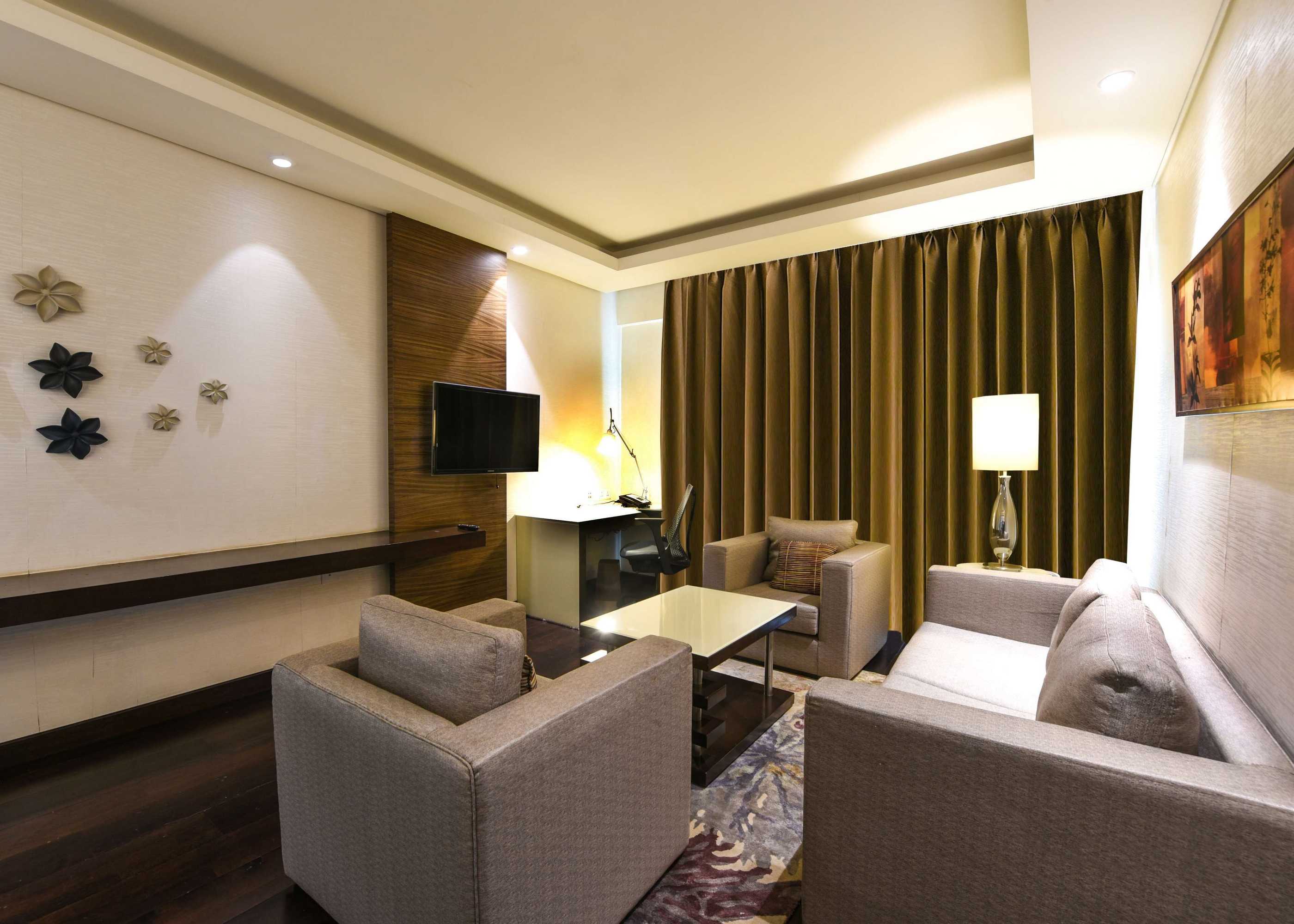 Gift card for Doubletree by Hilton Gurugram Baani Square Gift card for Doubletree by Hilton Gurugram Baani Square