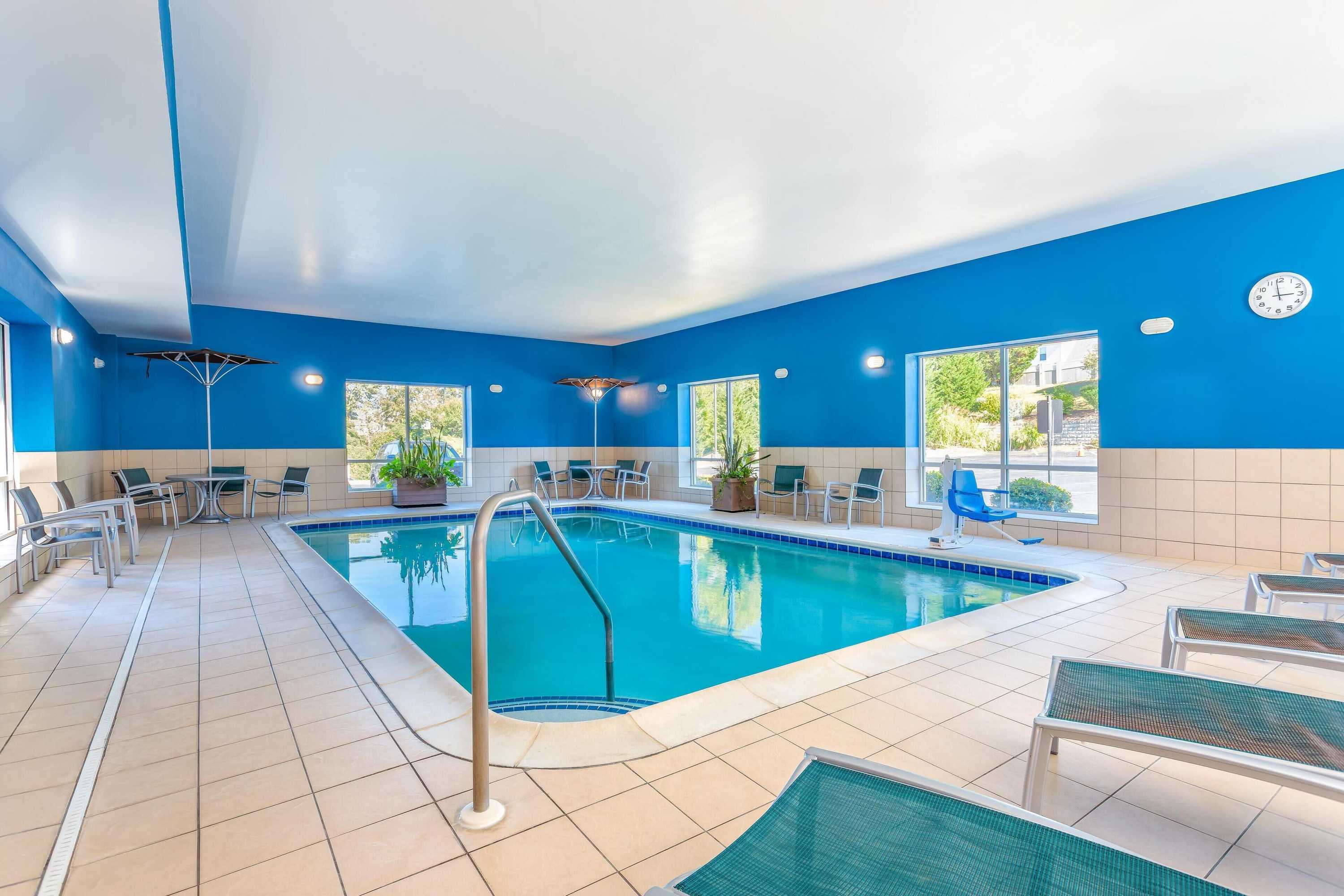 Gift card for Hampton Inn & Suites Parkersburg Downtown