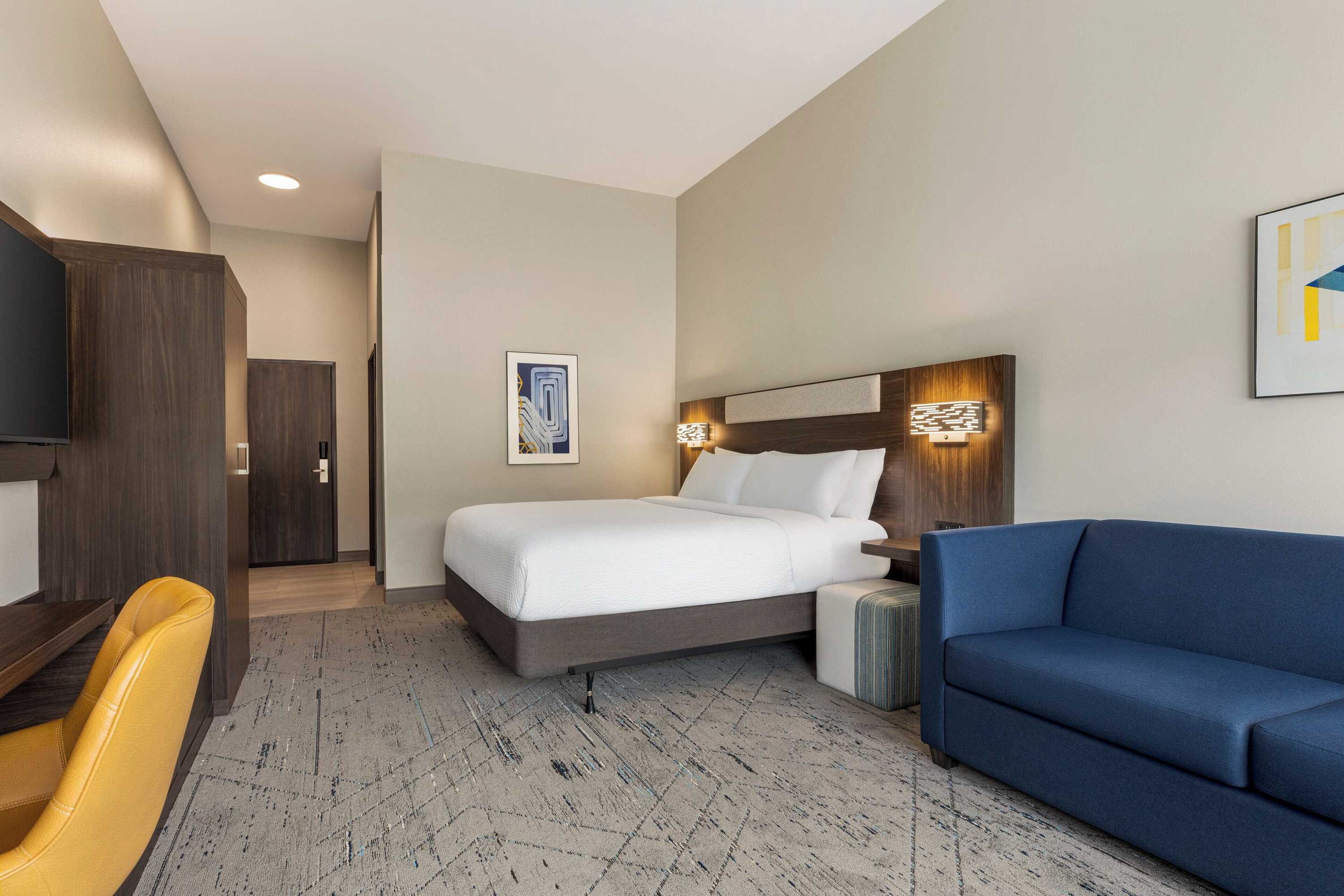 Gift card for Holiday Inn Express And Suites Rhinelander by Ihg Gift card for Holiday Inn Express And Suites Rhinelander by Ihg