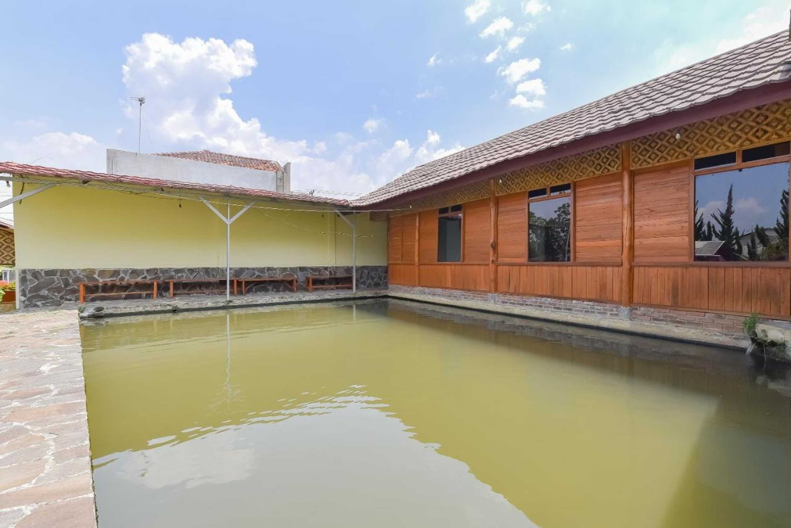 Gift card for Pondok Winagung Hotel by Oyo Rooms