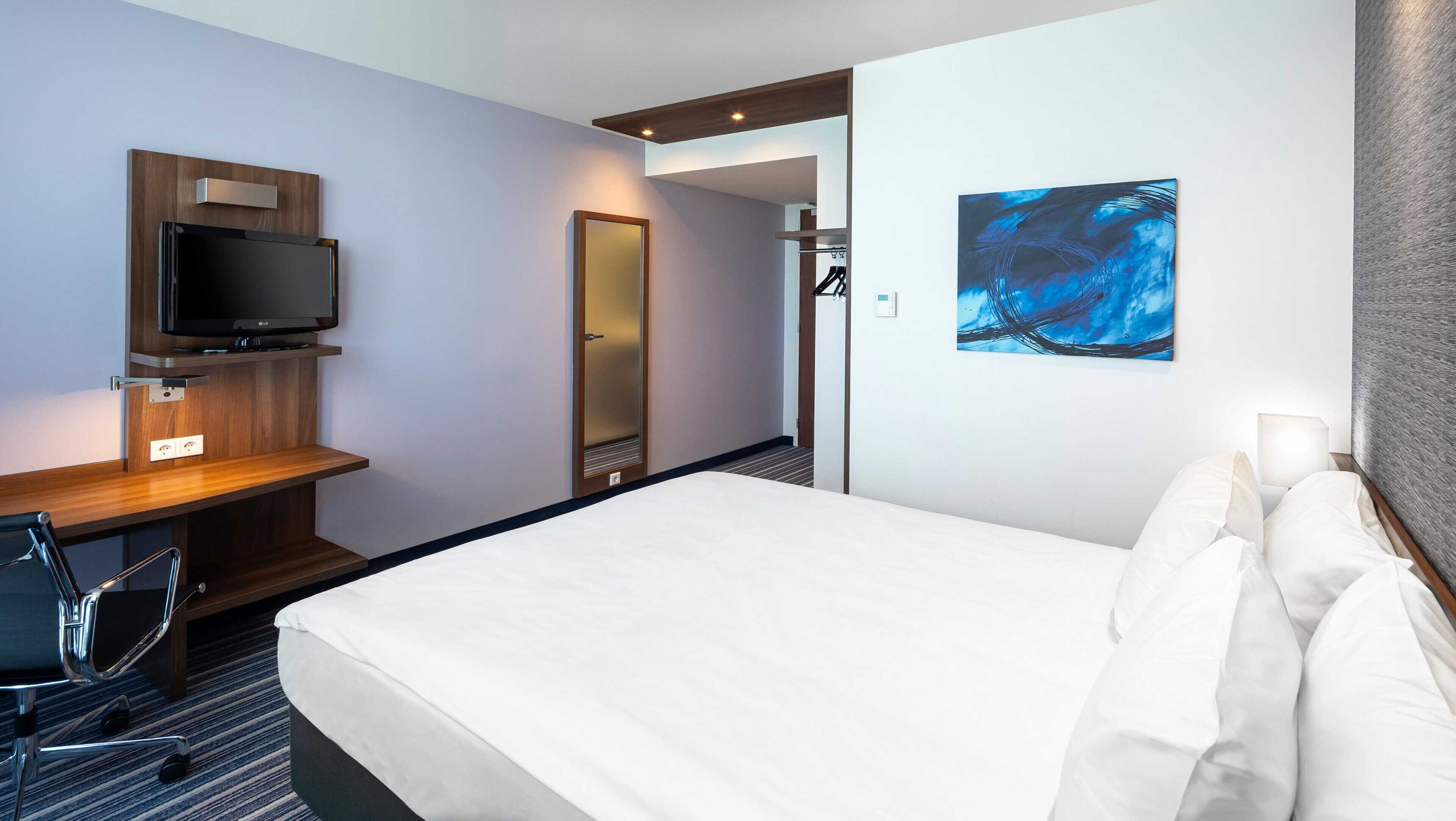 Gift card for Holiday Inn Express Amsterdam - Sloterdijk Station by Ihg Gift card for Holiday Inn Express Amsterdam - Sloterdijk Station by Ihg