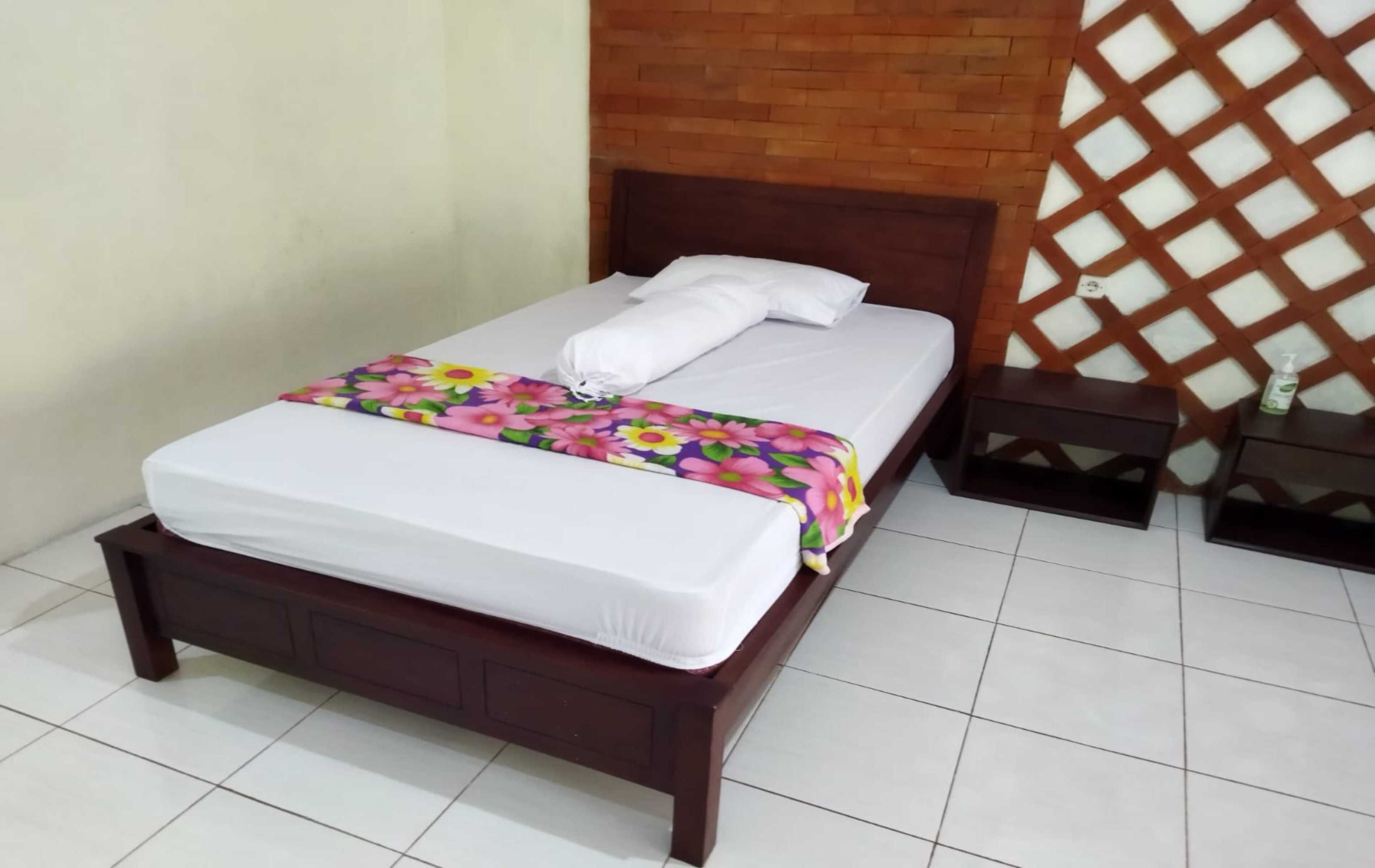 Gift card for Home Stay Muhrodin