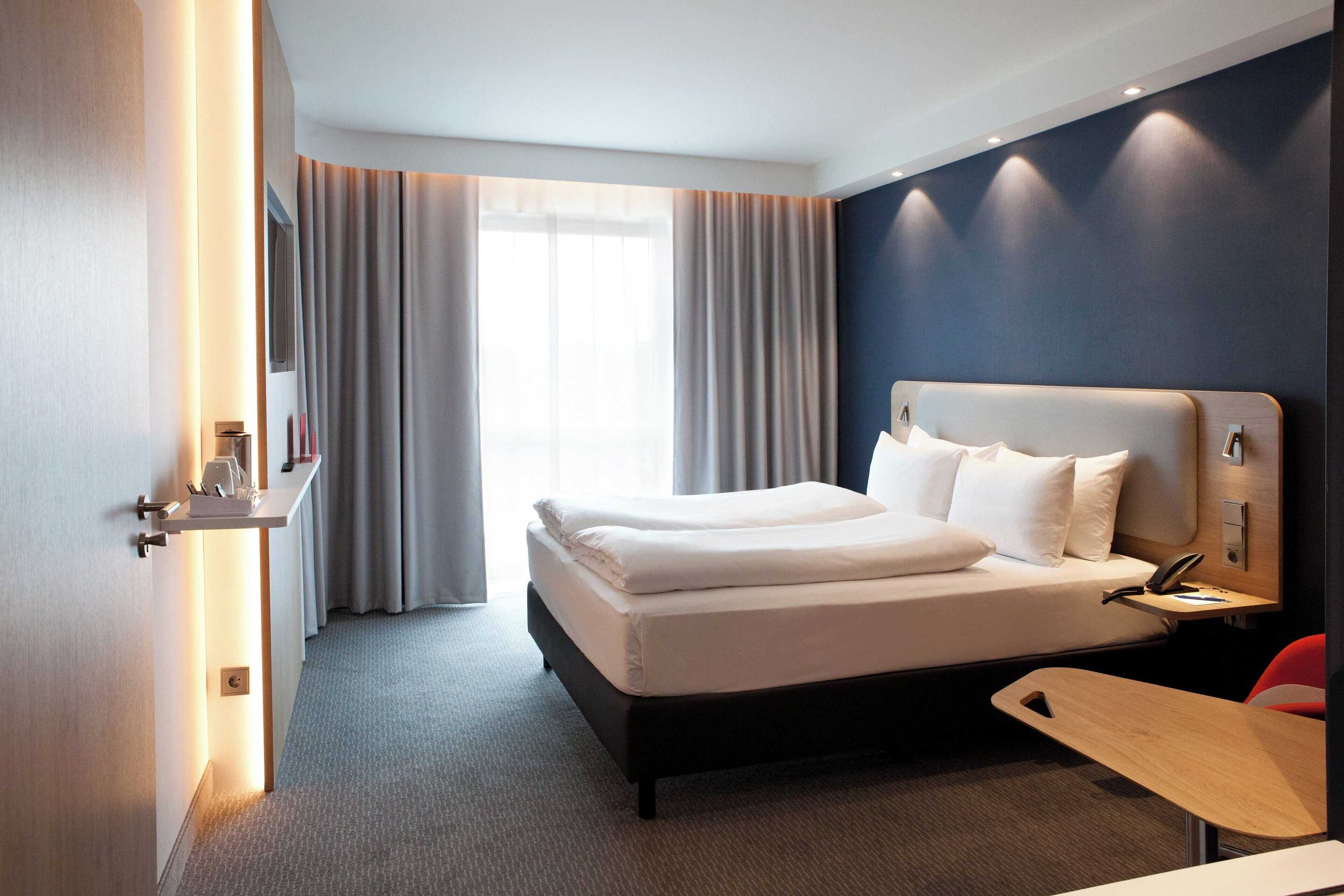 Gift card for Holiday Inn Express Saarbrucken by Ihg Gift card for Holiday Inn Express Saarbrucken by Ihg