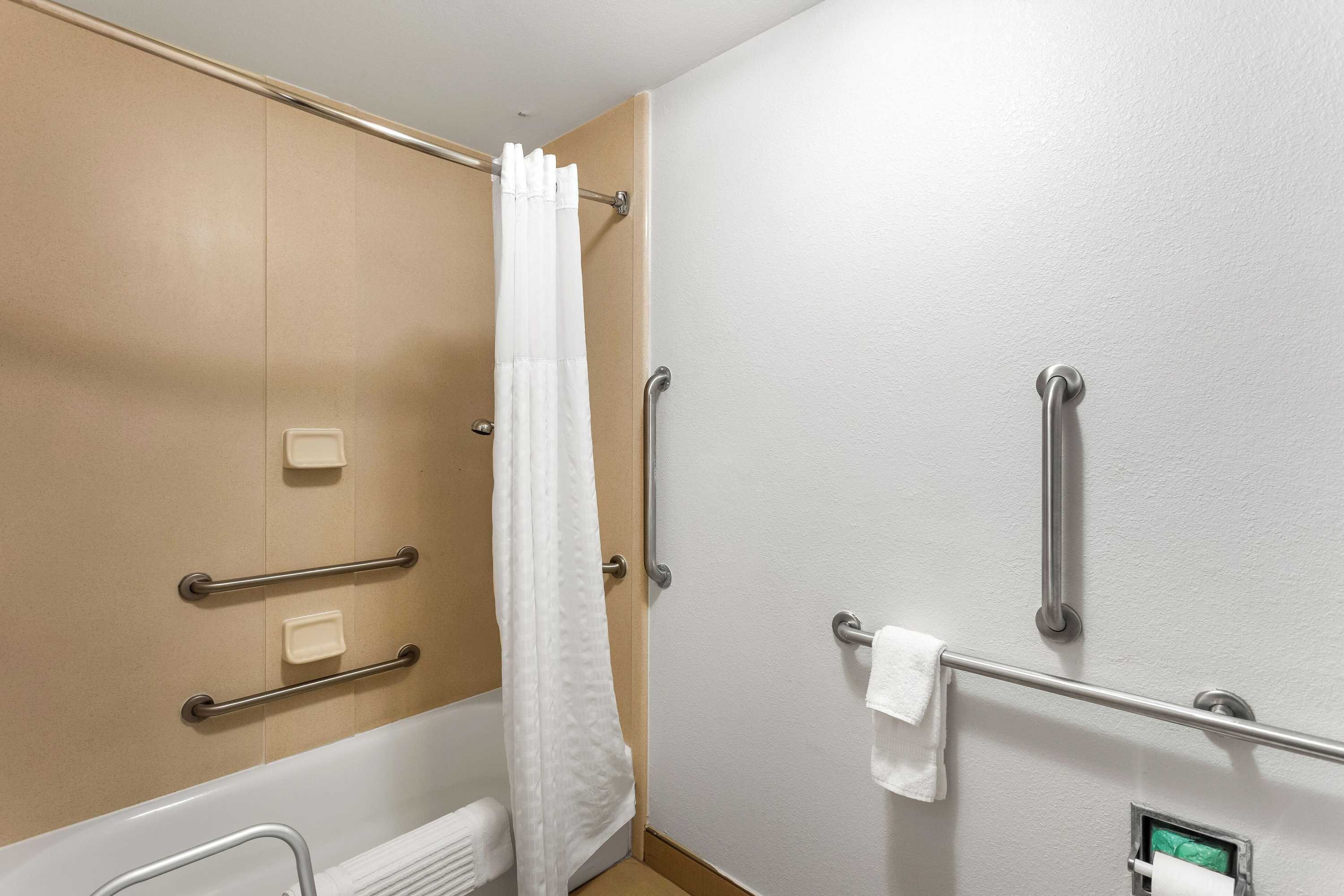 Gift card for Comfort Inn & Suites Kenosha-Pleasant Prairie
