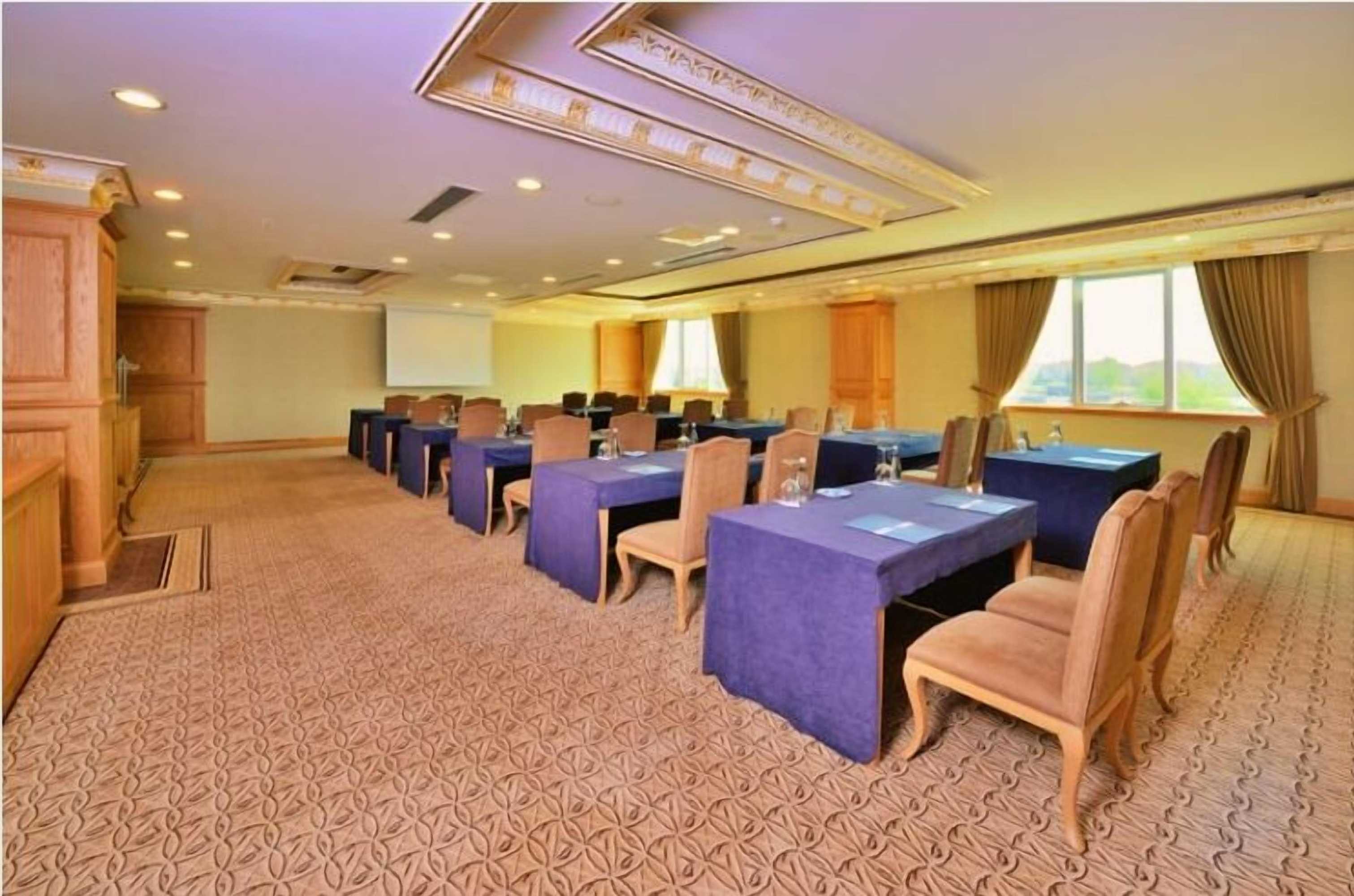 Gift card for The Sign Kocaeli Thermal Spa Hotel & Convention Center Gift card for The Sign Kocaeli Thermal Spa Hotel & Convention Center